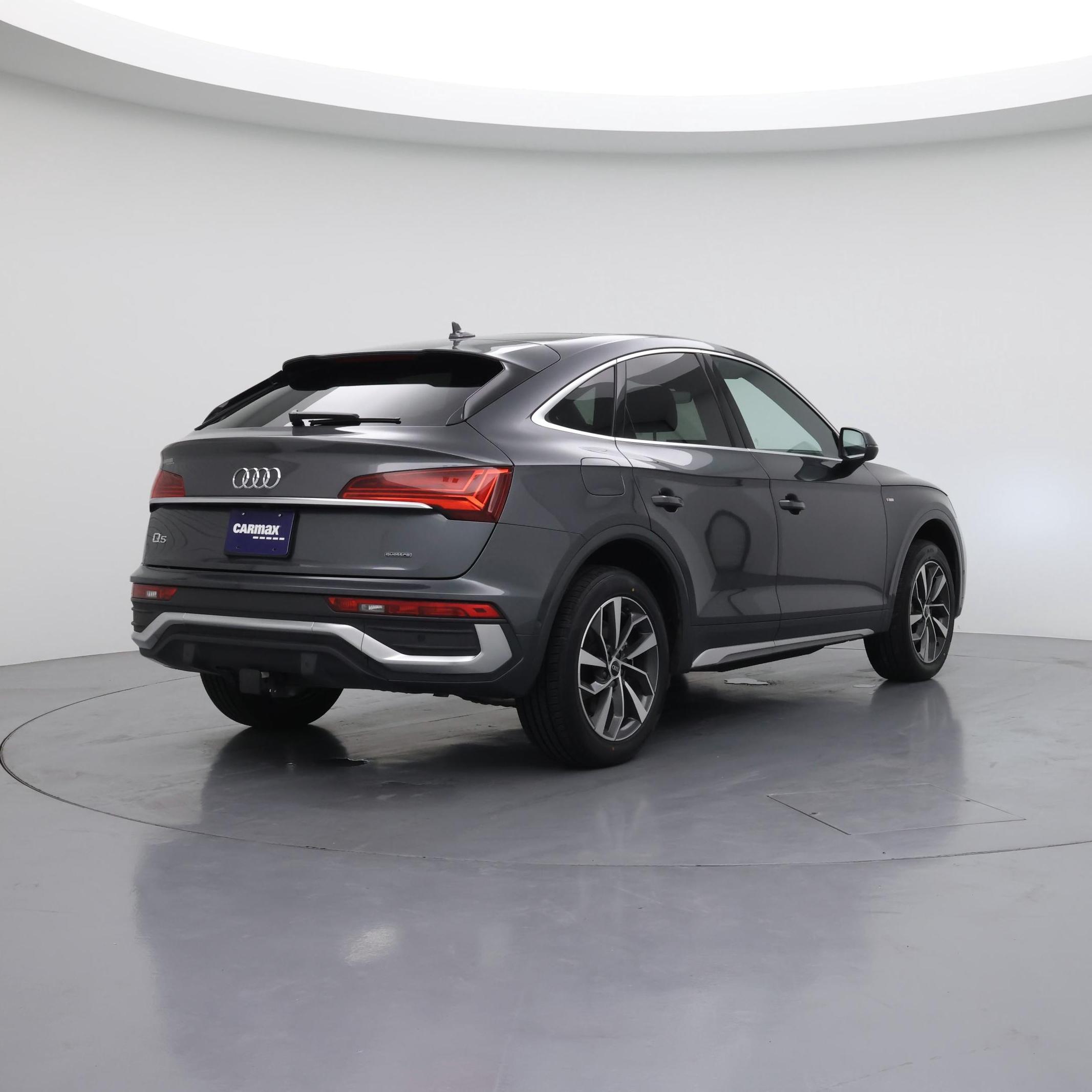 Thumbnail: 2023 Audi Q5 - 8