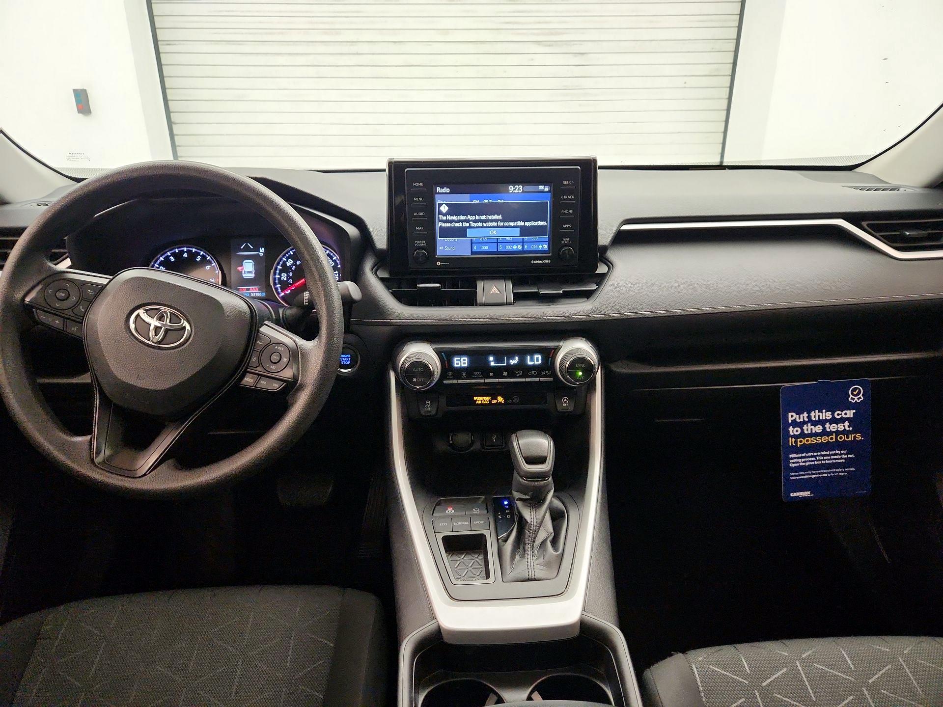 Thumbnail: 2021 Toyota RAV4 - 9
