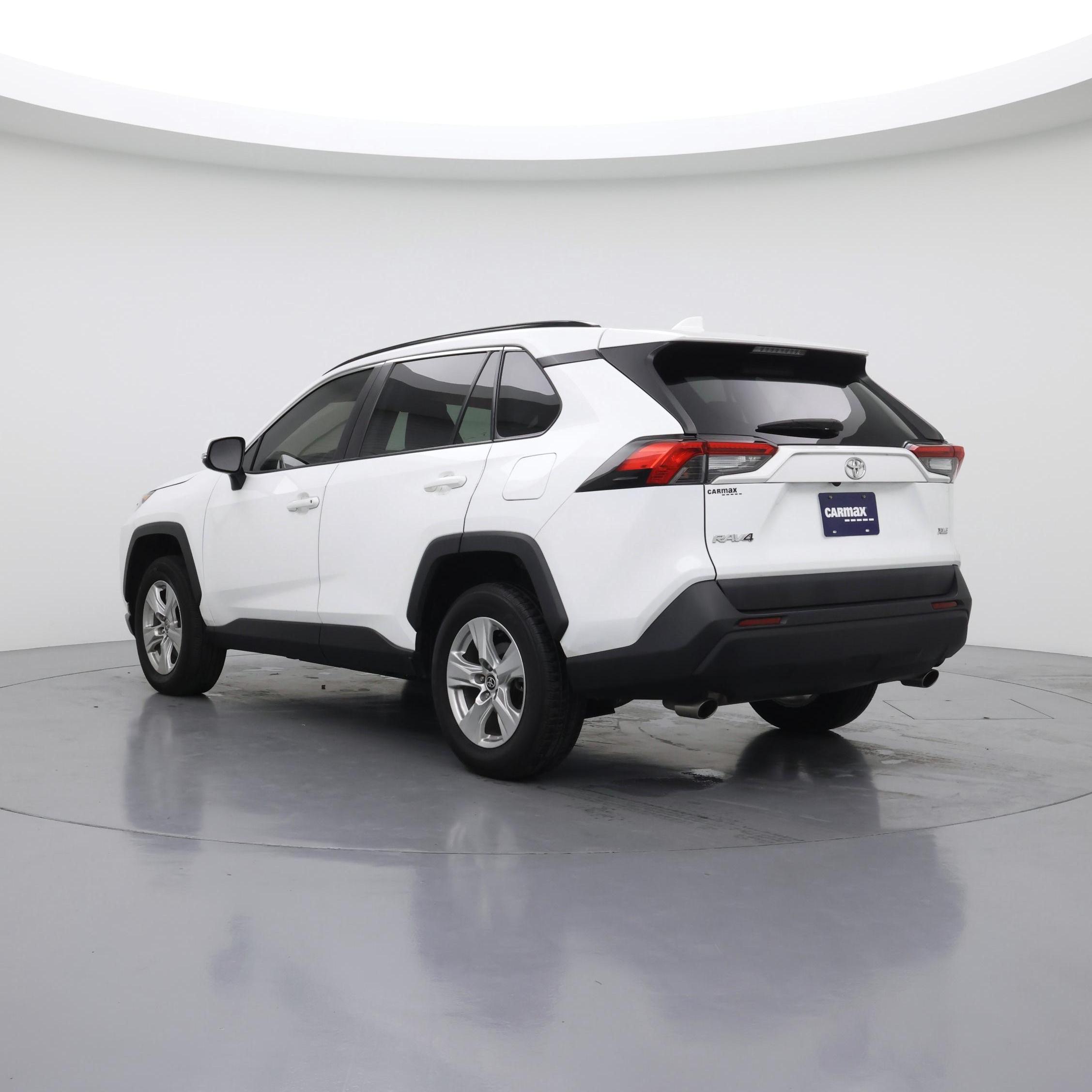 Thumbnail: 2021 Toyota RAV4 - 2
