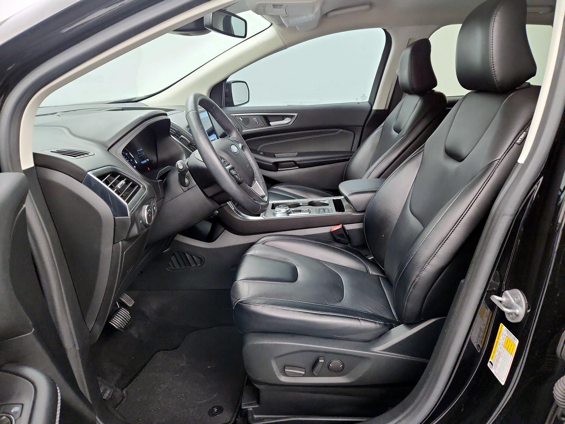 Thumbnail: 2022 Ford Edge - 11