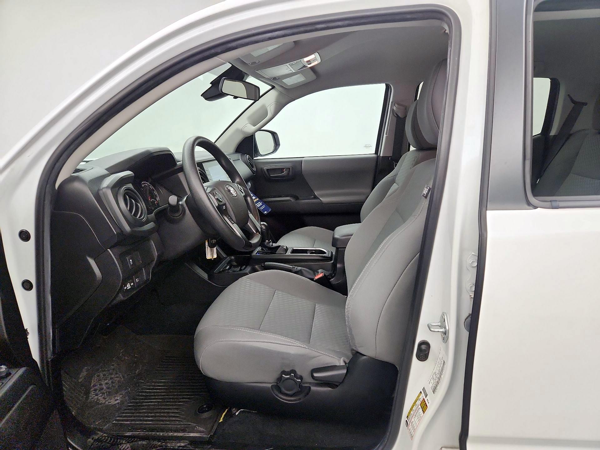 Thumbnail: 2022 Toyota Tacoma - 11