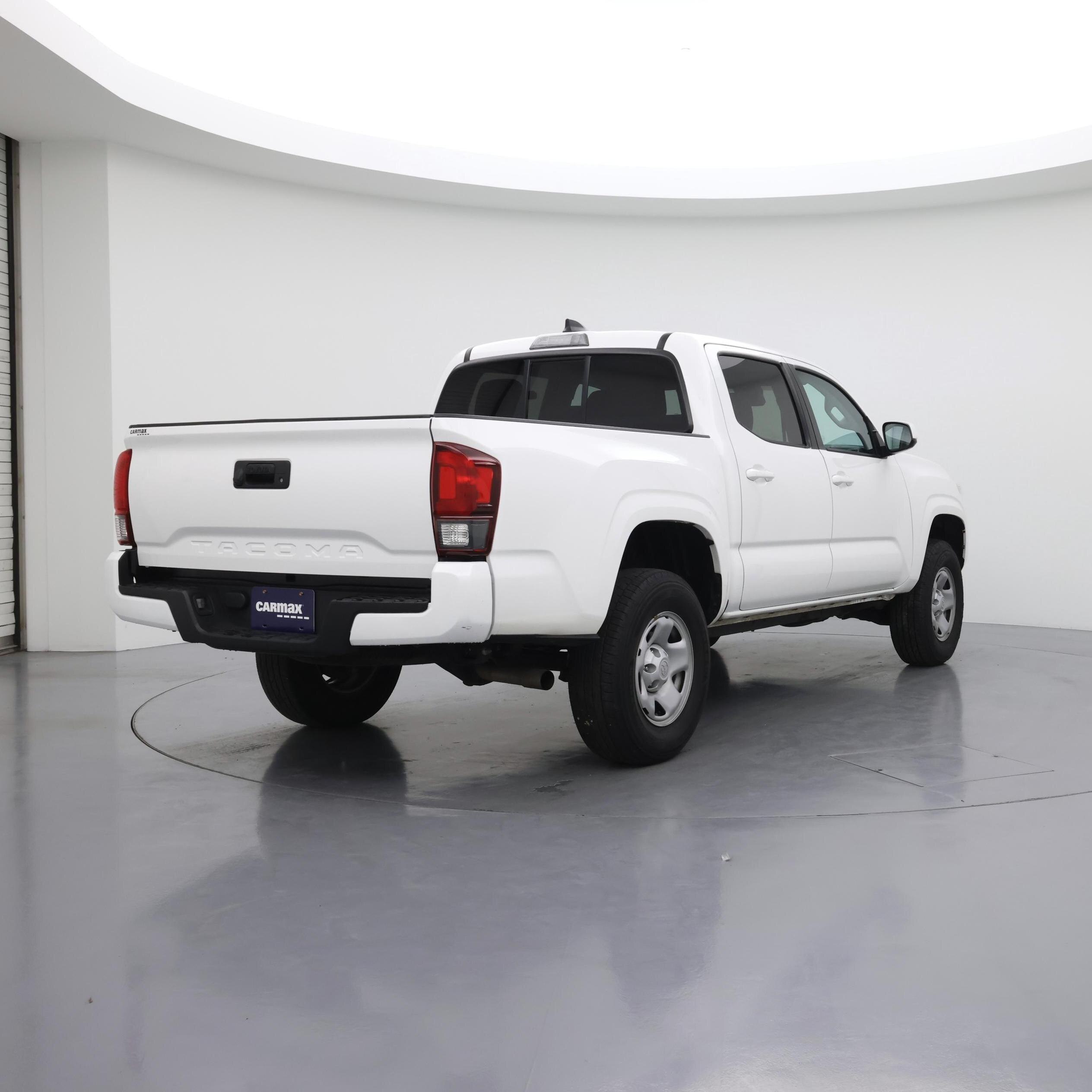 Thumbnail: 2022 Toyota Tacoma - 8