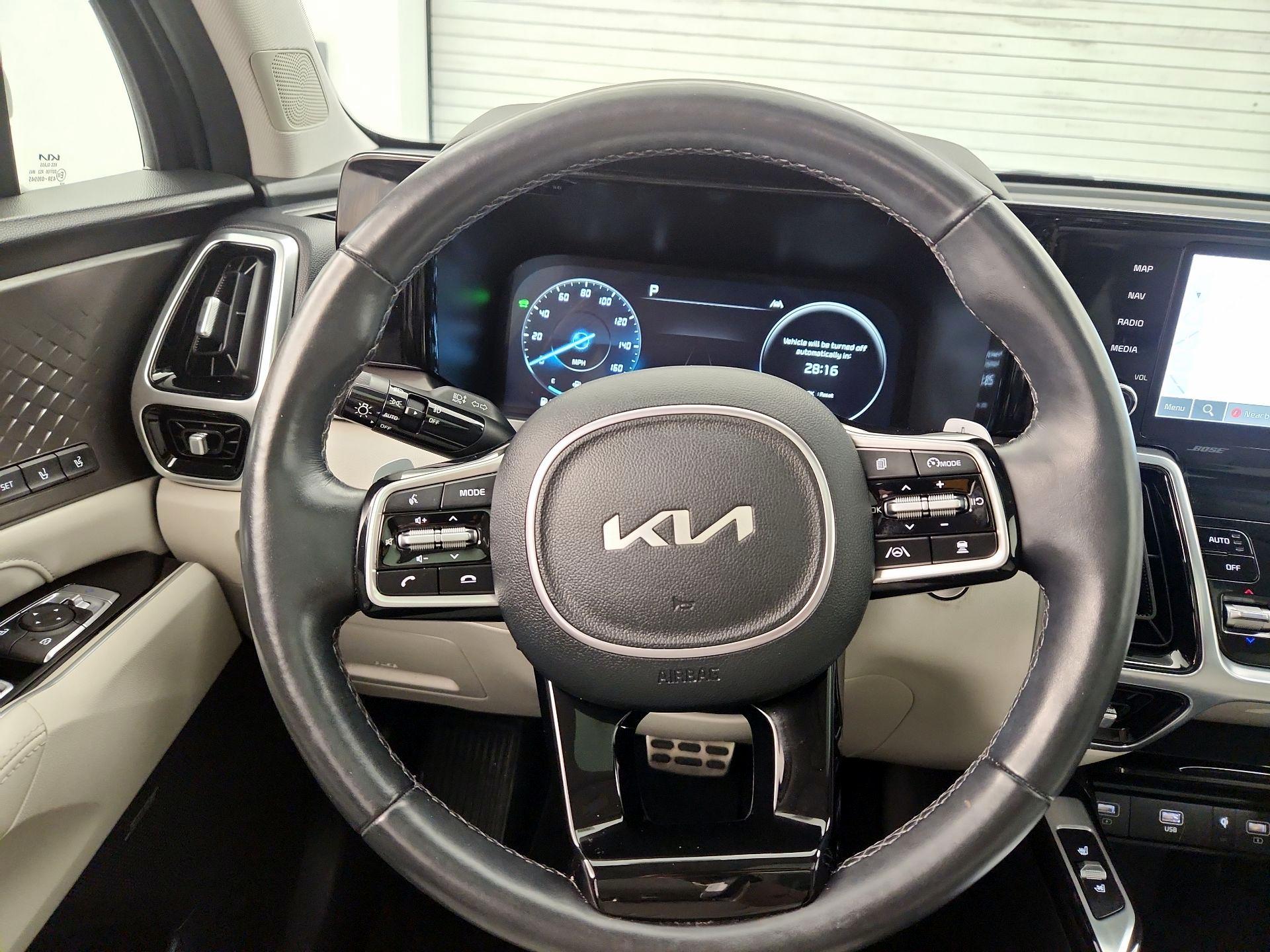 Thumbnail: 2023 Kia Sorento - 10
