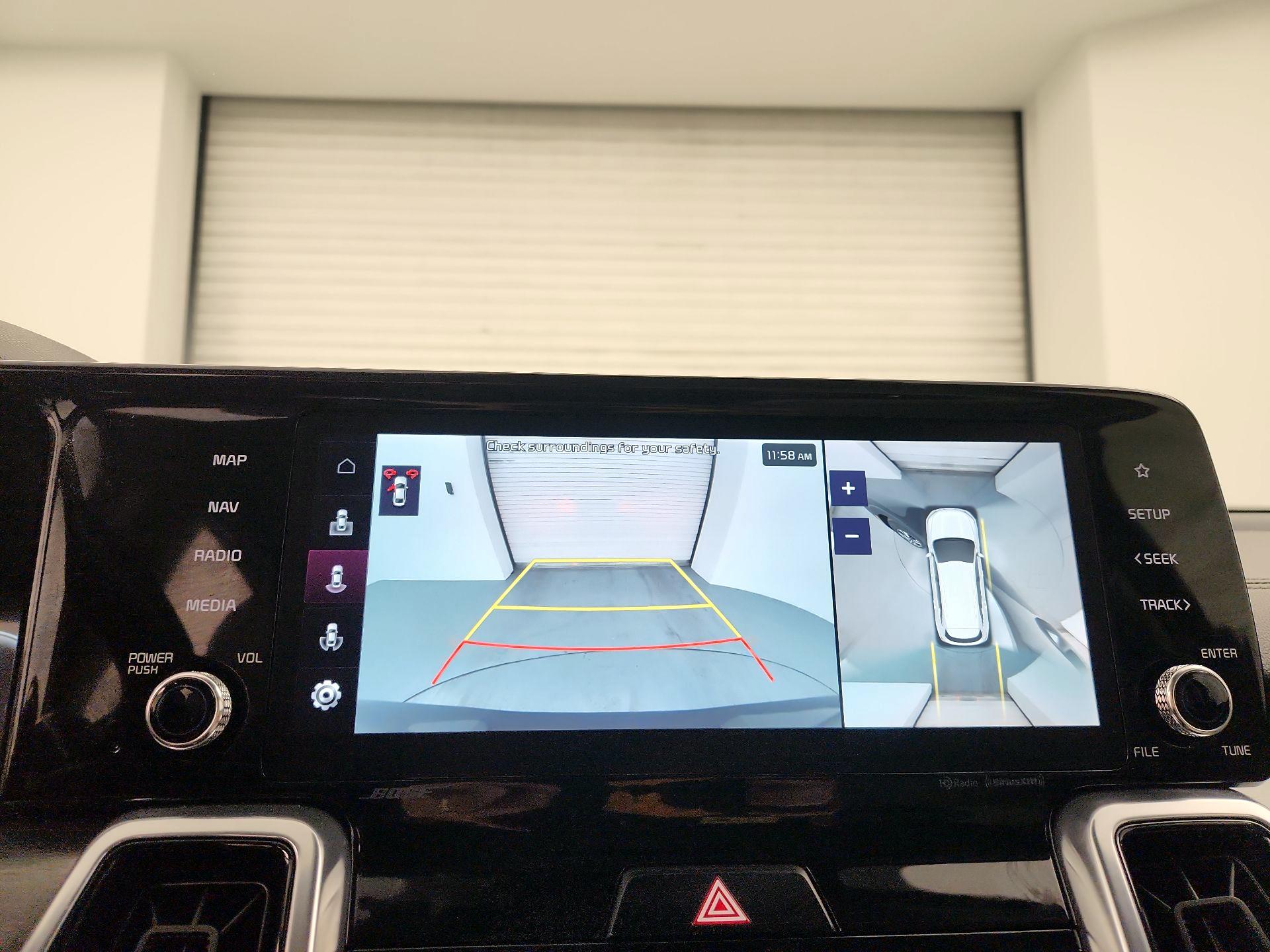 Thumbnail: 2023 Kia Sorento - 15