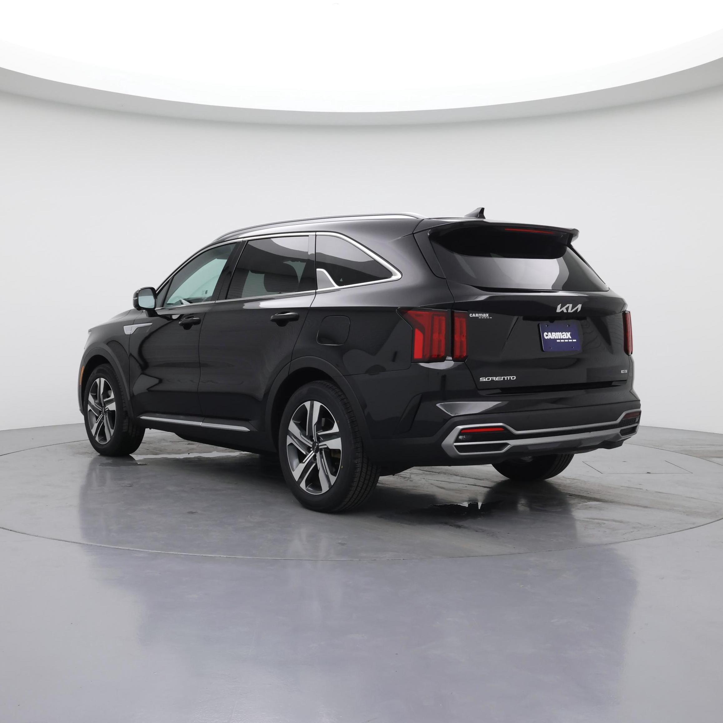 Thumbnail: 2023 Kia Sorento - 2