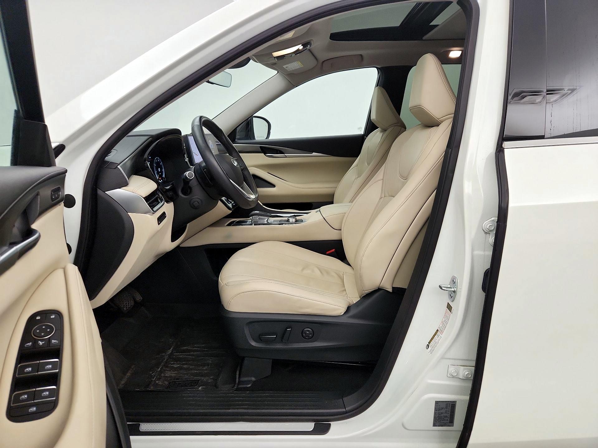 Thumbnail: 2023 INFINITI QX60 - 11