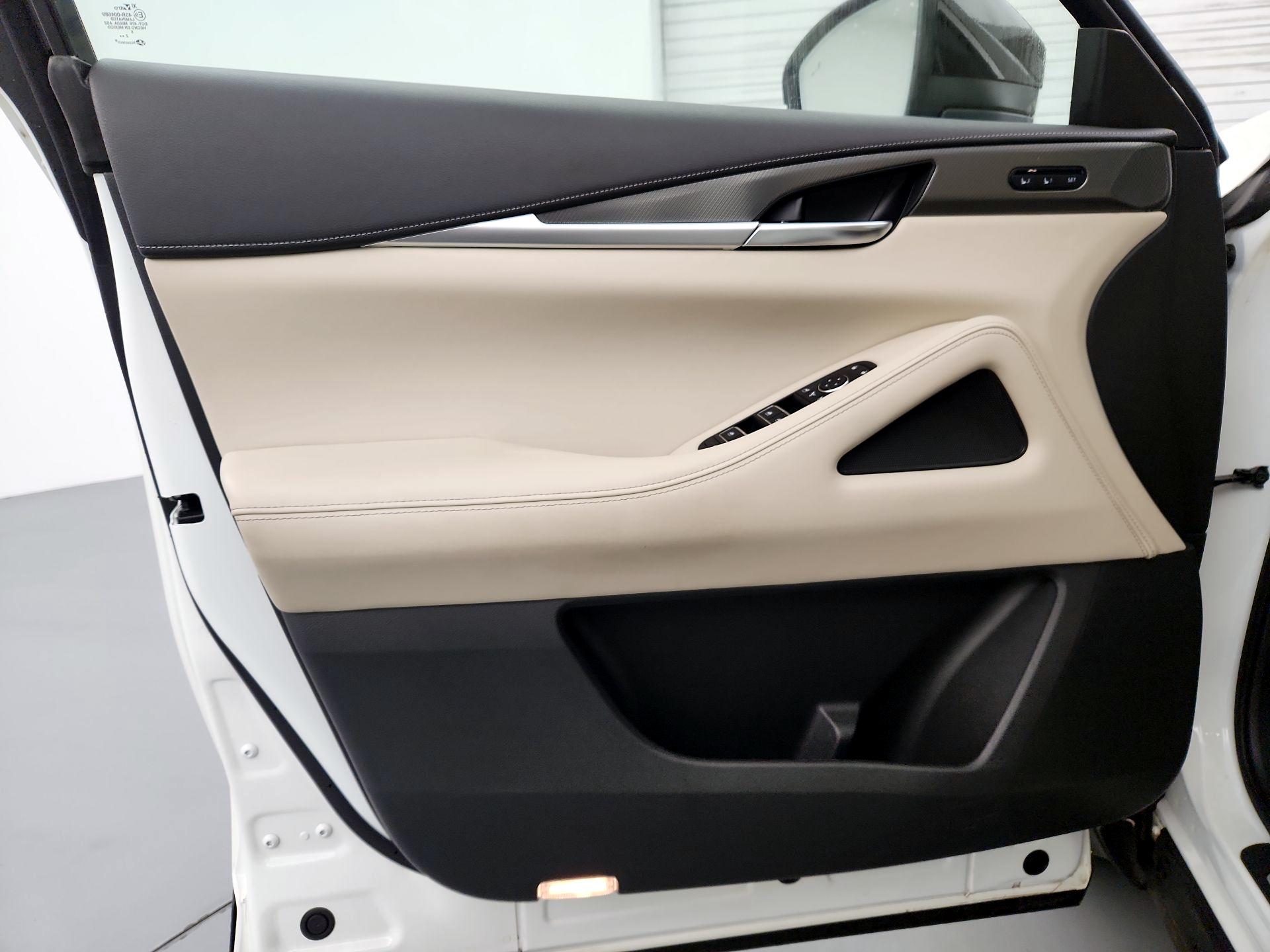 Thumbnail: 2023 INFINITI QX60 - 12