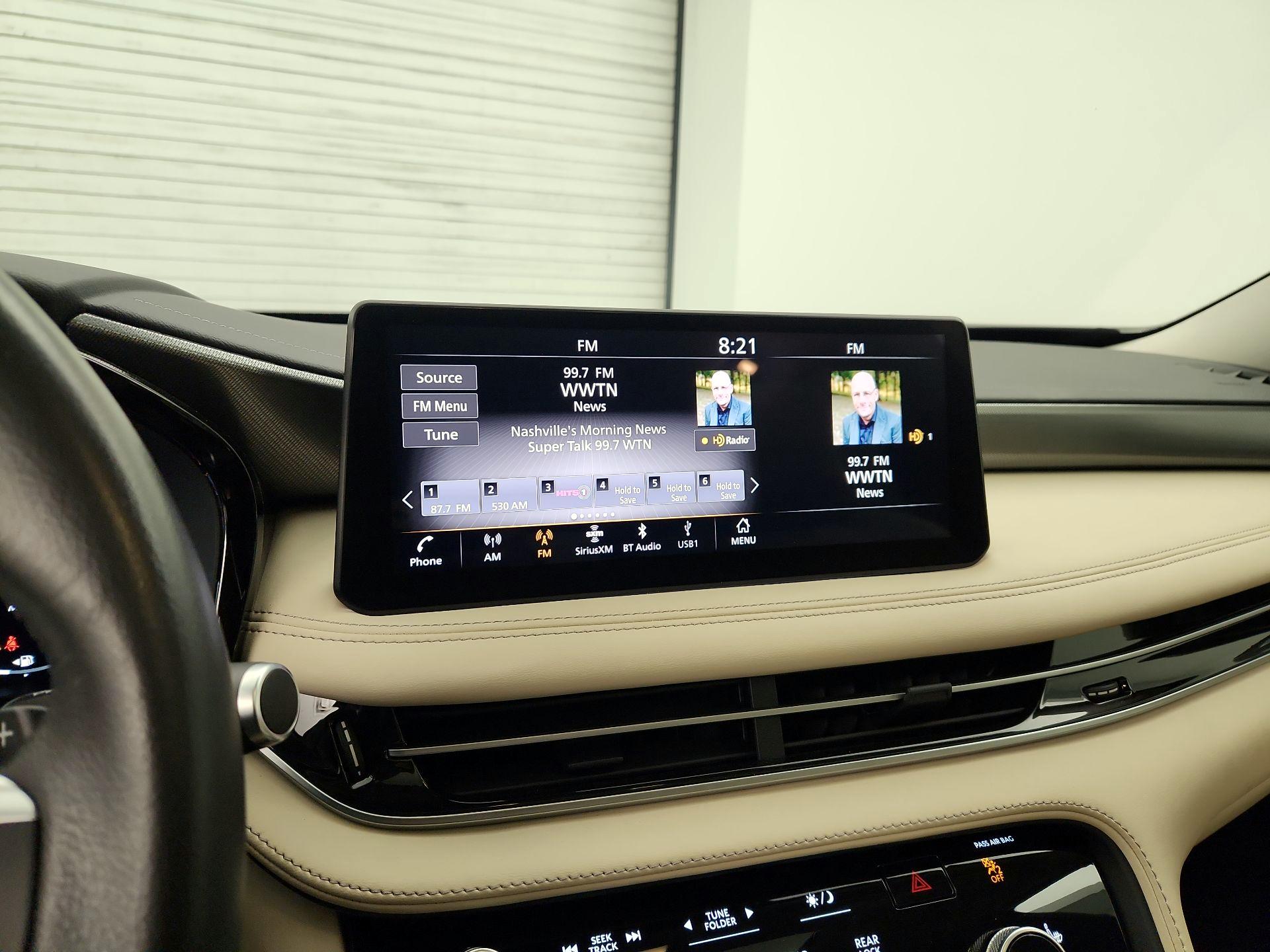 Thumbnail: 2023 INFINITI QX60 - 16