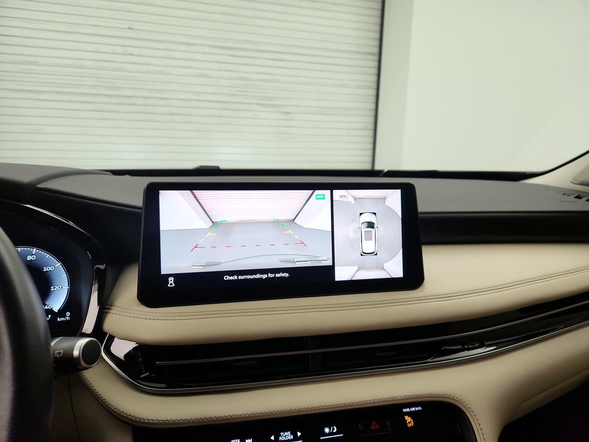 Thumbnail: 2023 INFINITI QX60 - 14