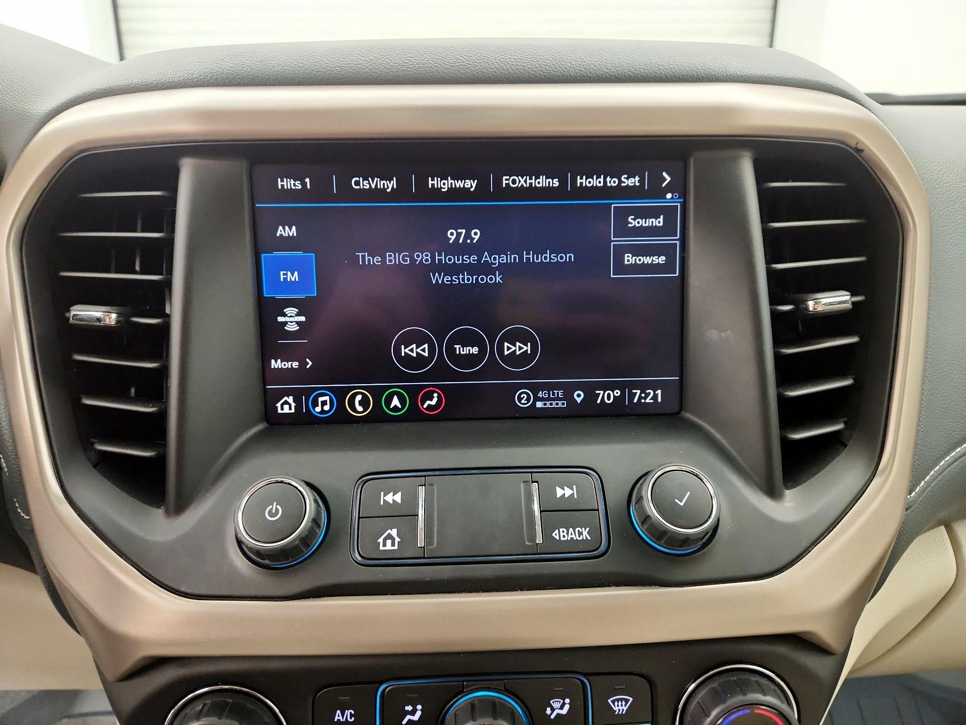 Thumbnail: 2023 GMC Acadia - 16