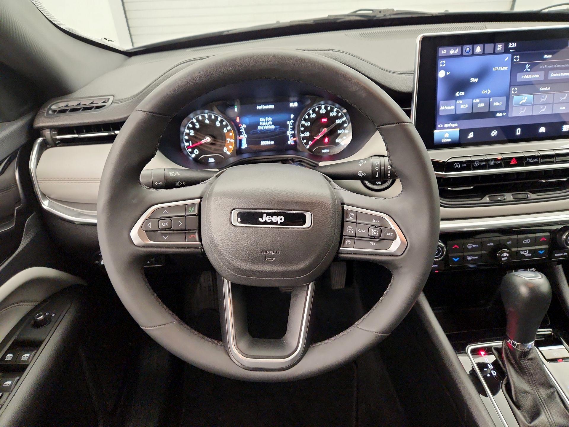 Thumbnail: 2023 Jeep Compass - 10