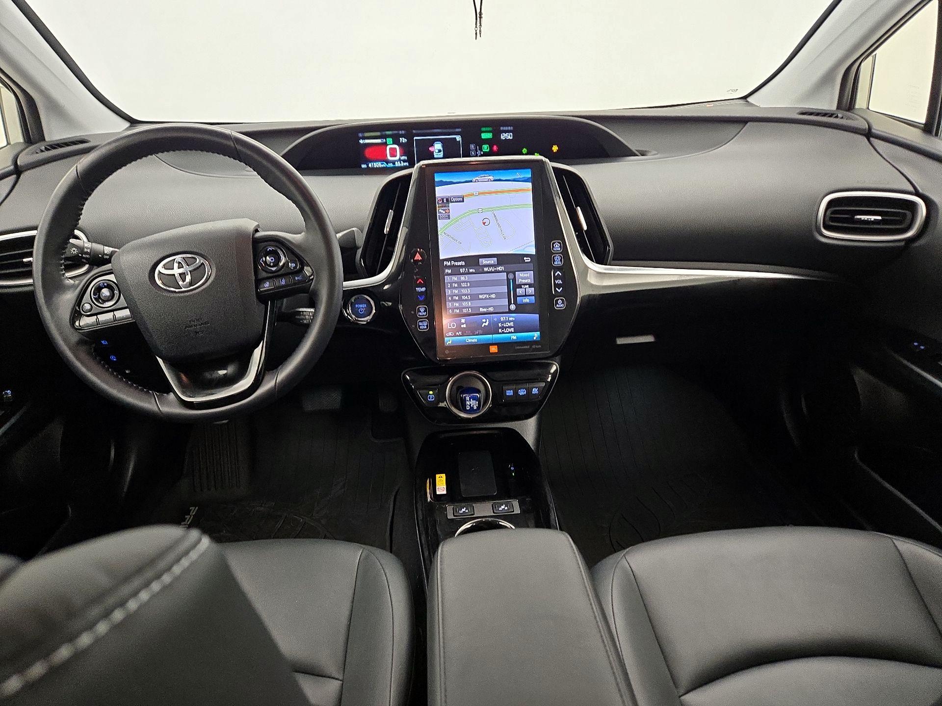Thumbnail: 2020 Toyota Prius - 9