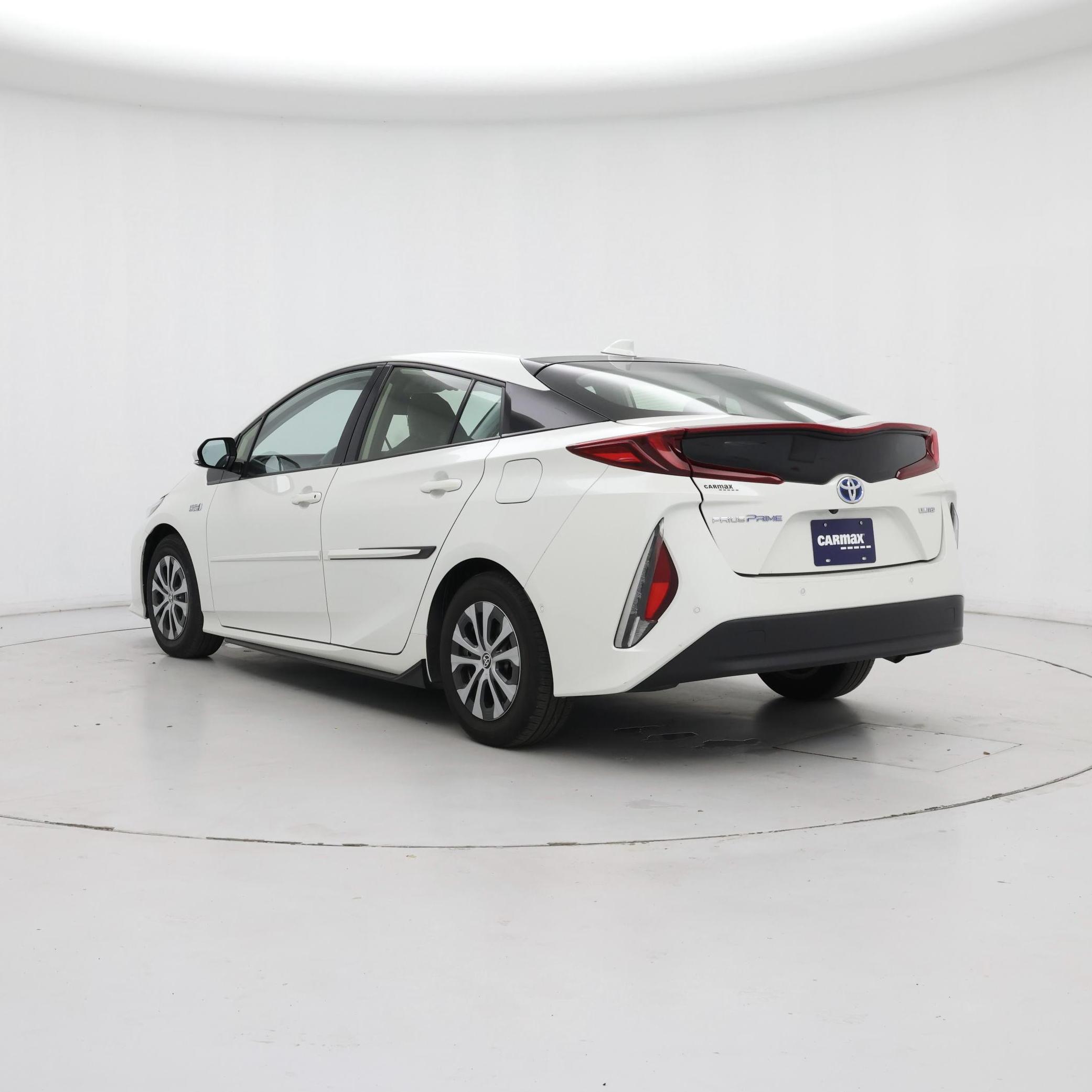 Thumbnail: 2020 Toyota Prius - 2