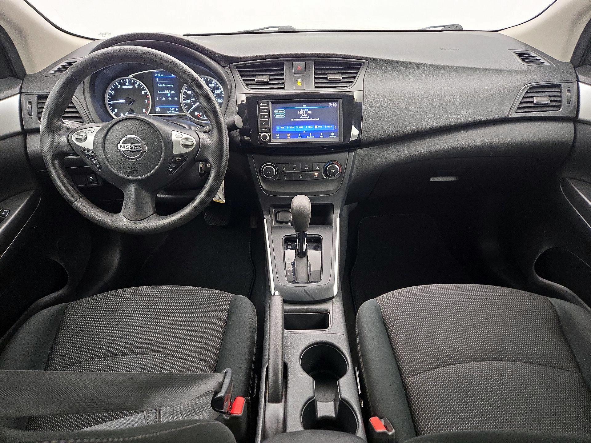 Thumbnail: 2019 Nissan Sentra - 9
