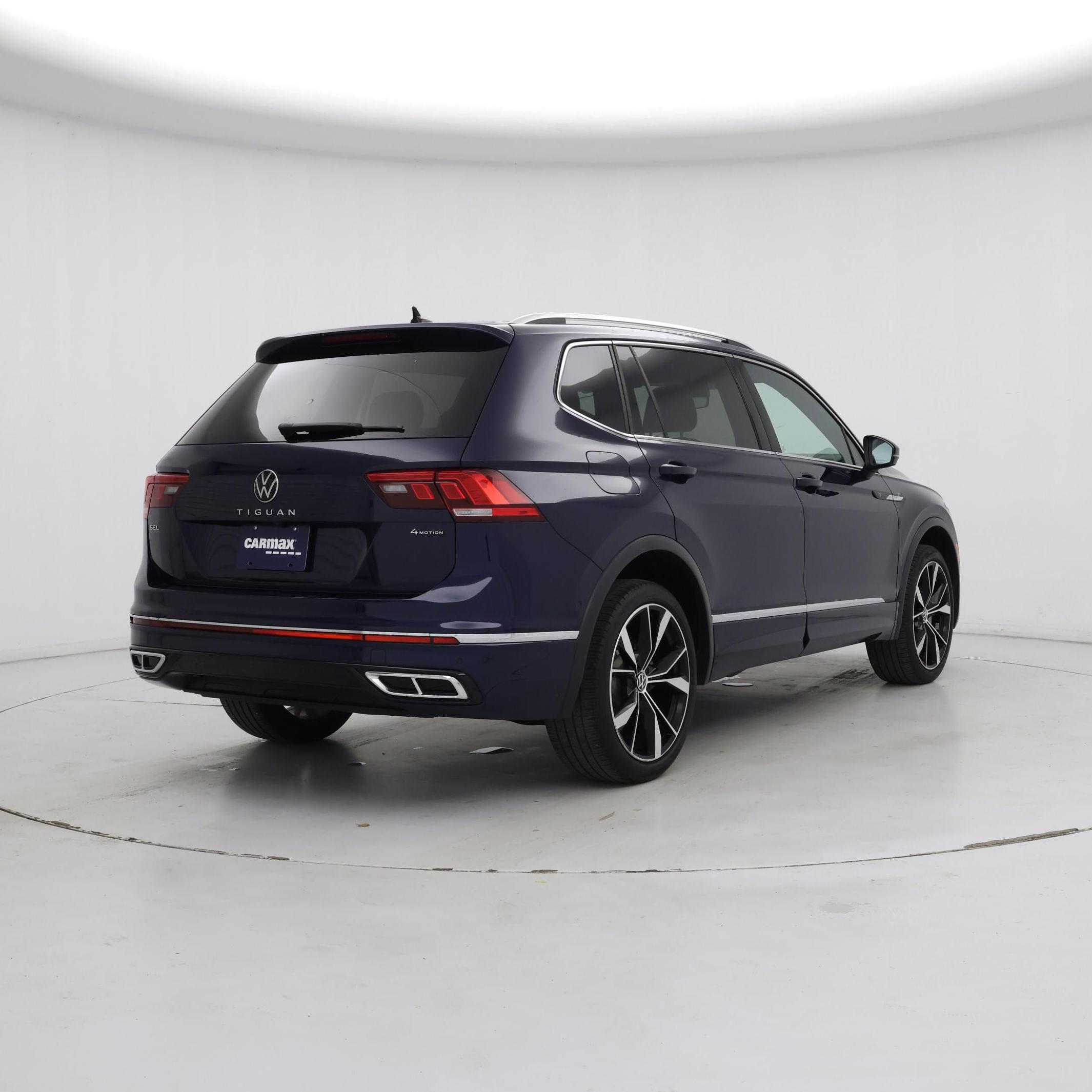 Thumbnail: 2023 Volkswagen Tiguan - 8