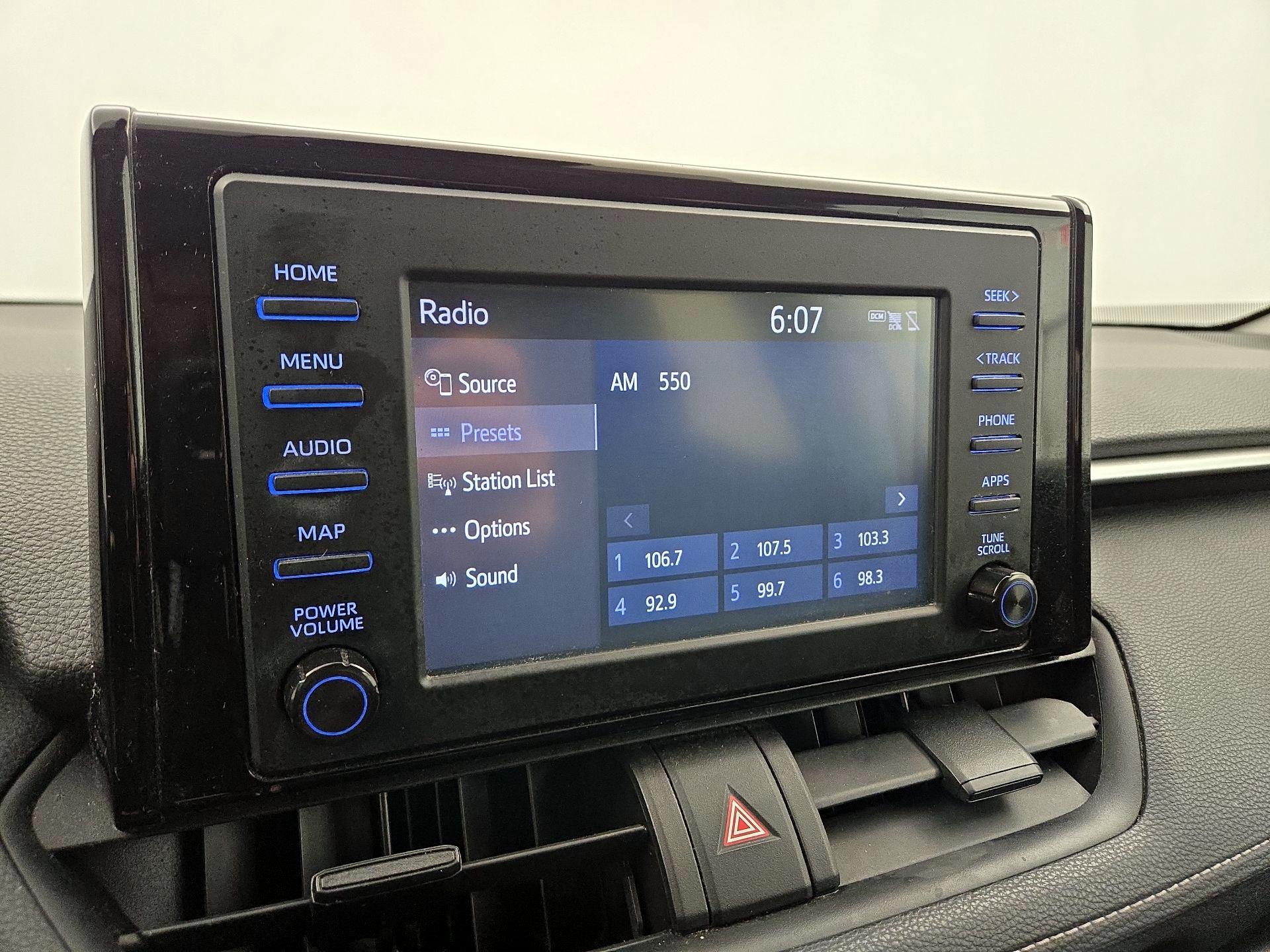 Thumbnail: 2019 Toyota RAV4 - 15