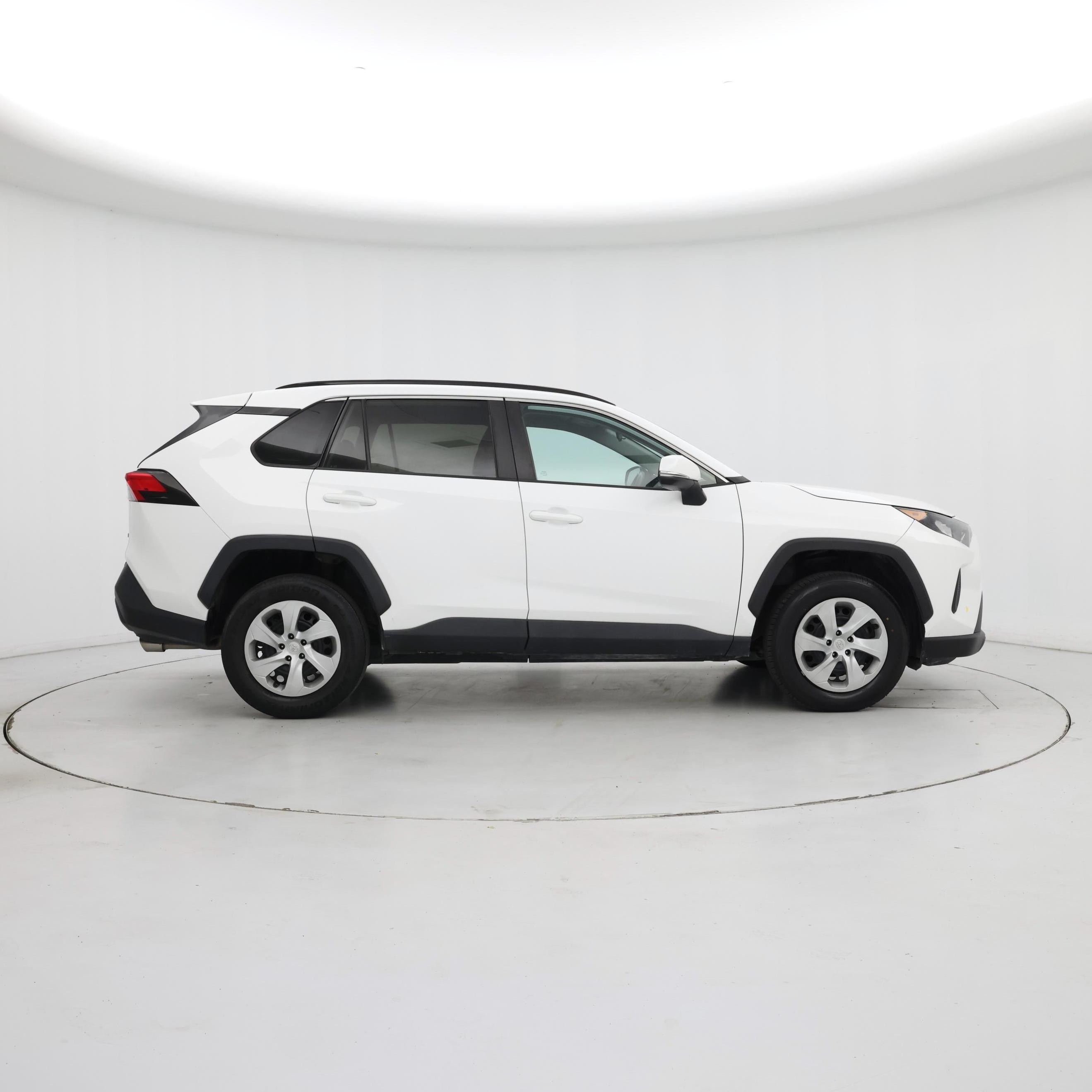 Thumbnail: 2019 Toyota RAV4 - 7
