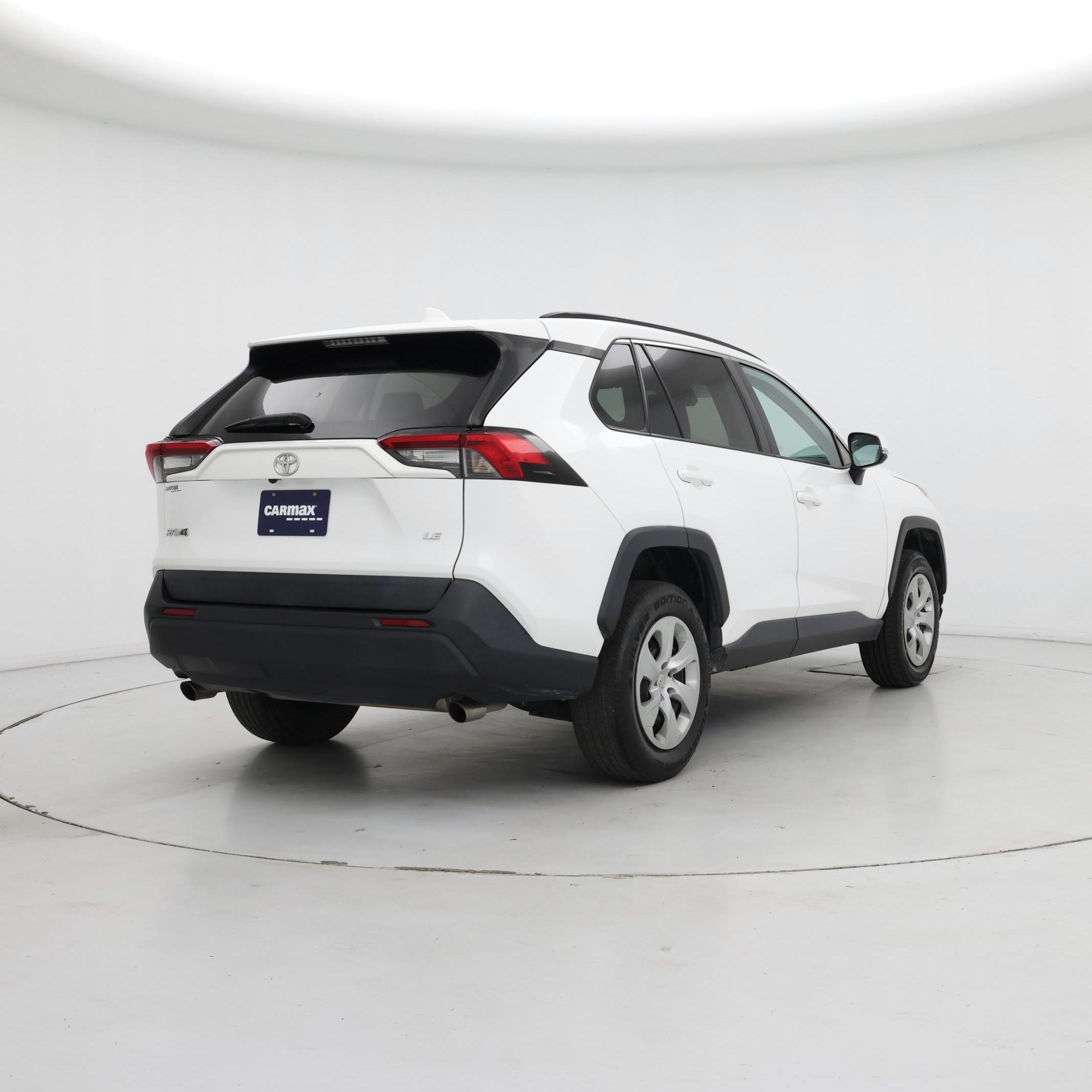 Thumbnail: 2019 Toyota RAV4 - 8