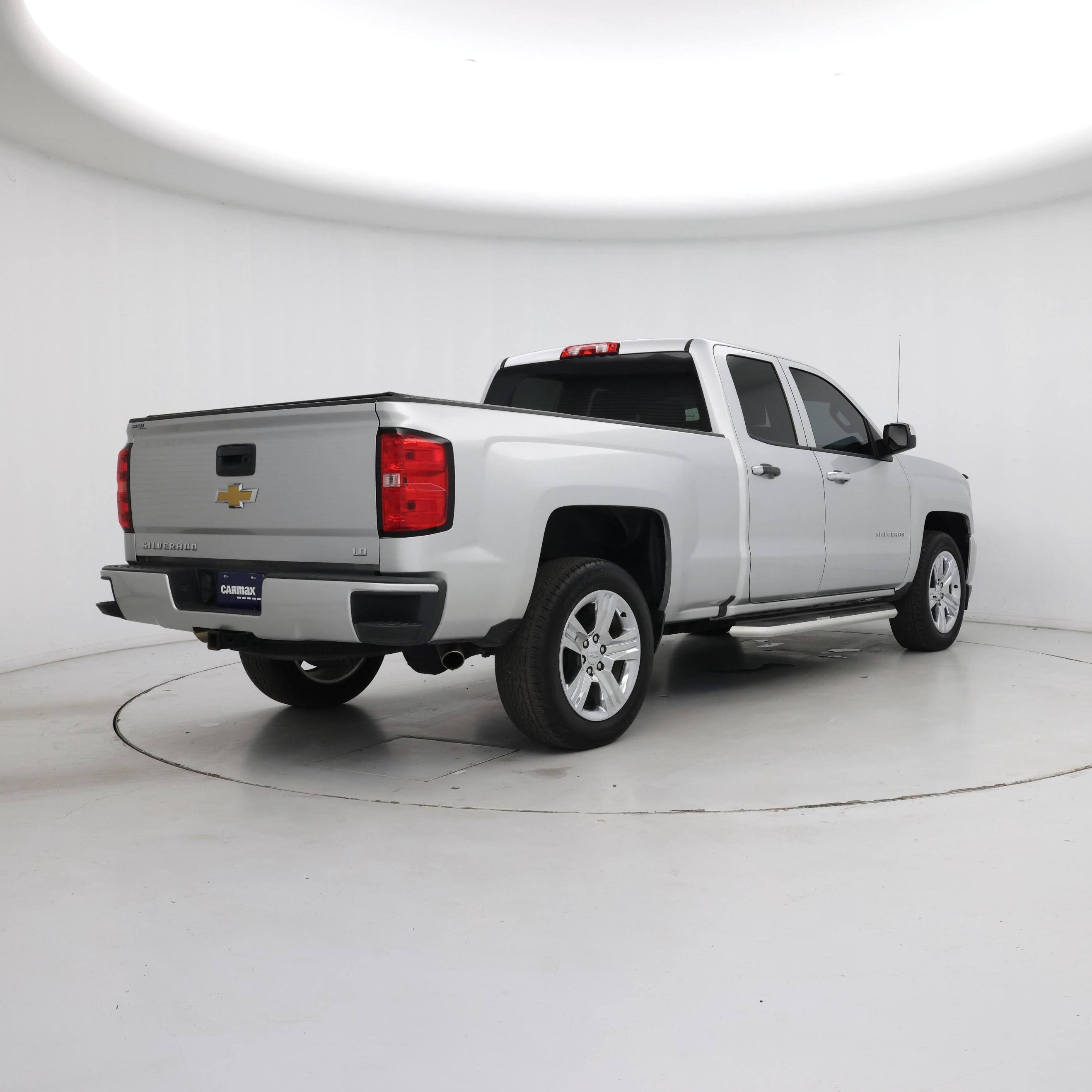 Thumbnail: 2019 Chevrolet Silverado 1500 - 8