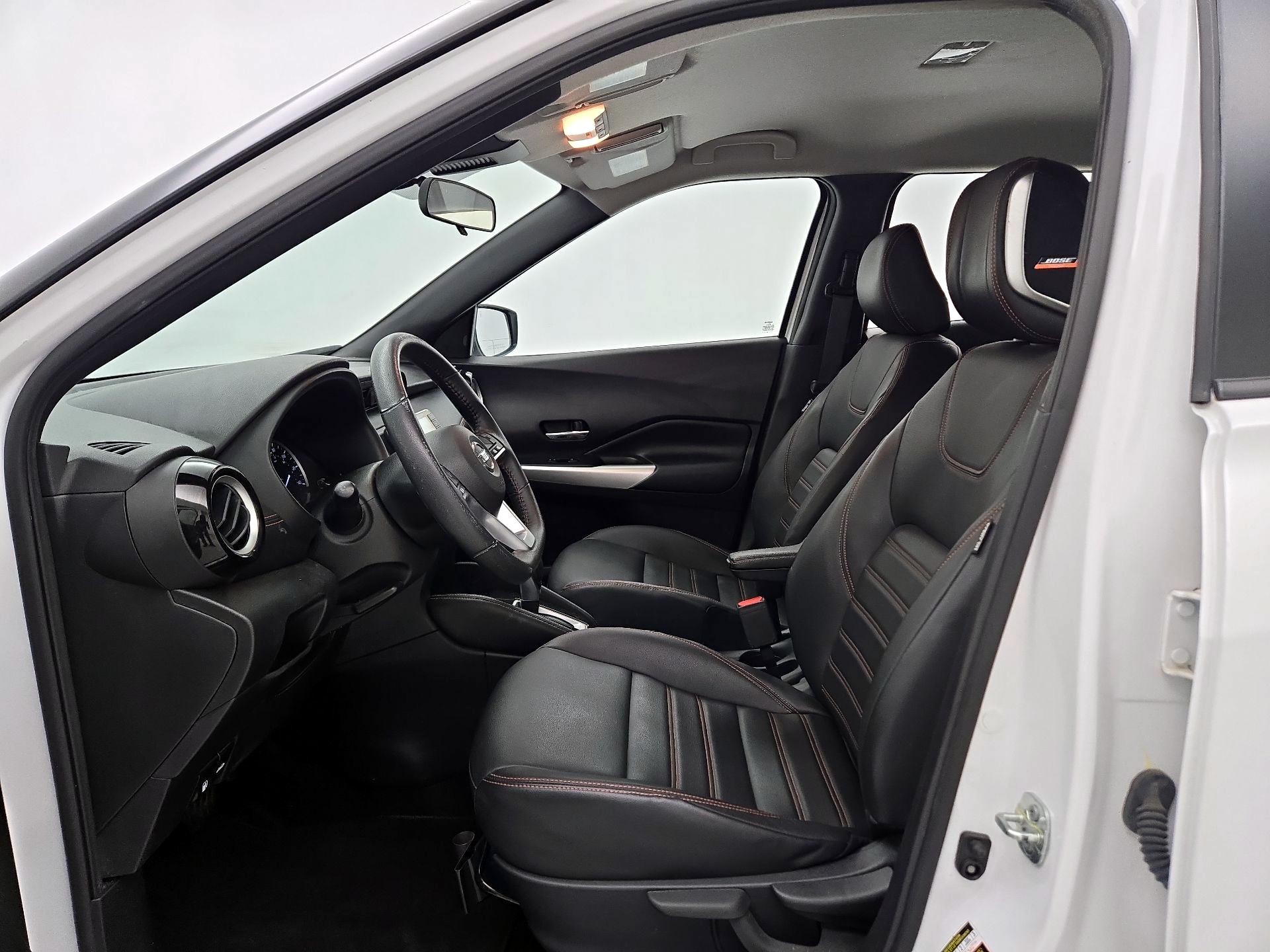 Thumbnail: 2020 Nissan Kicks - 11