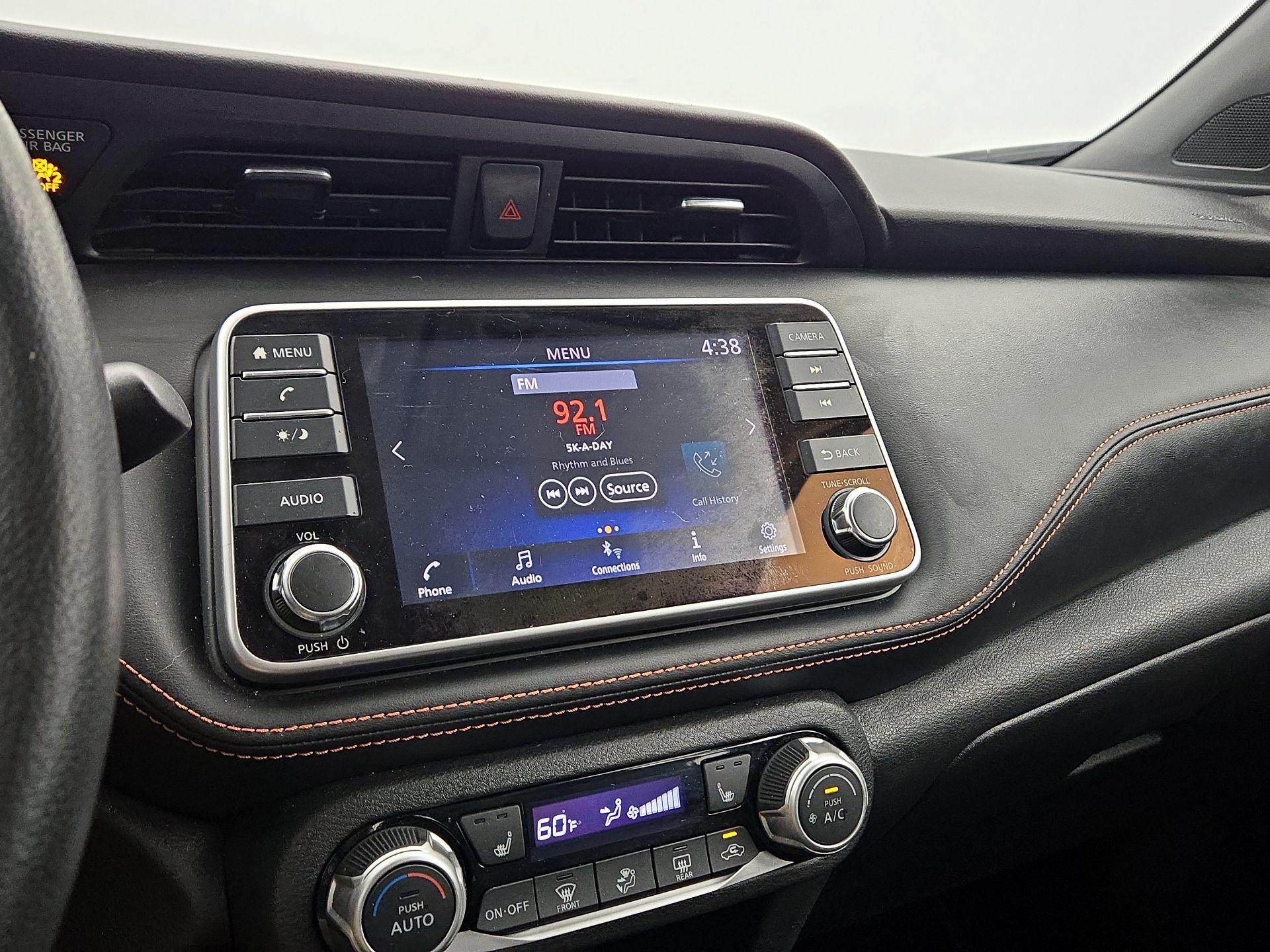 Thumbnail: 2020 Nissan Kicks - 14