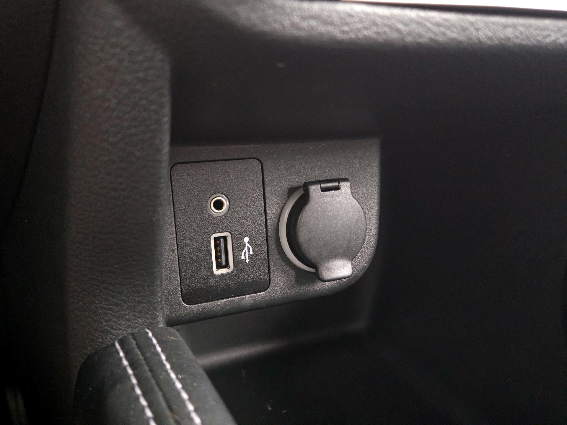 Thumbnail: 2020 Nissan Kicks - 17