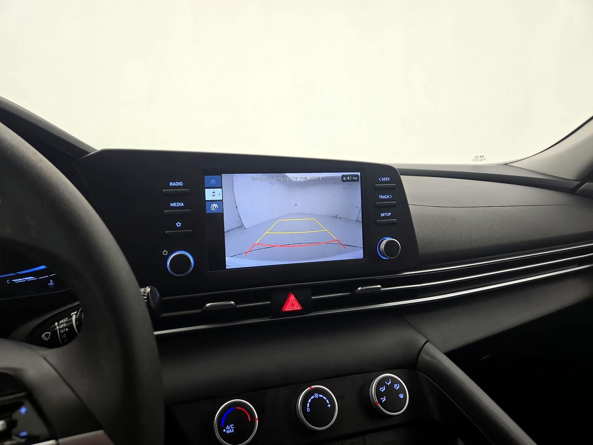 Thumbnail: 2024 Hyundai Elantra - 14