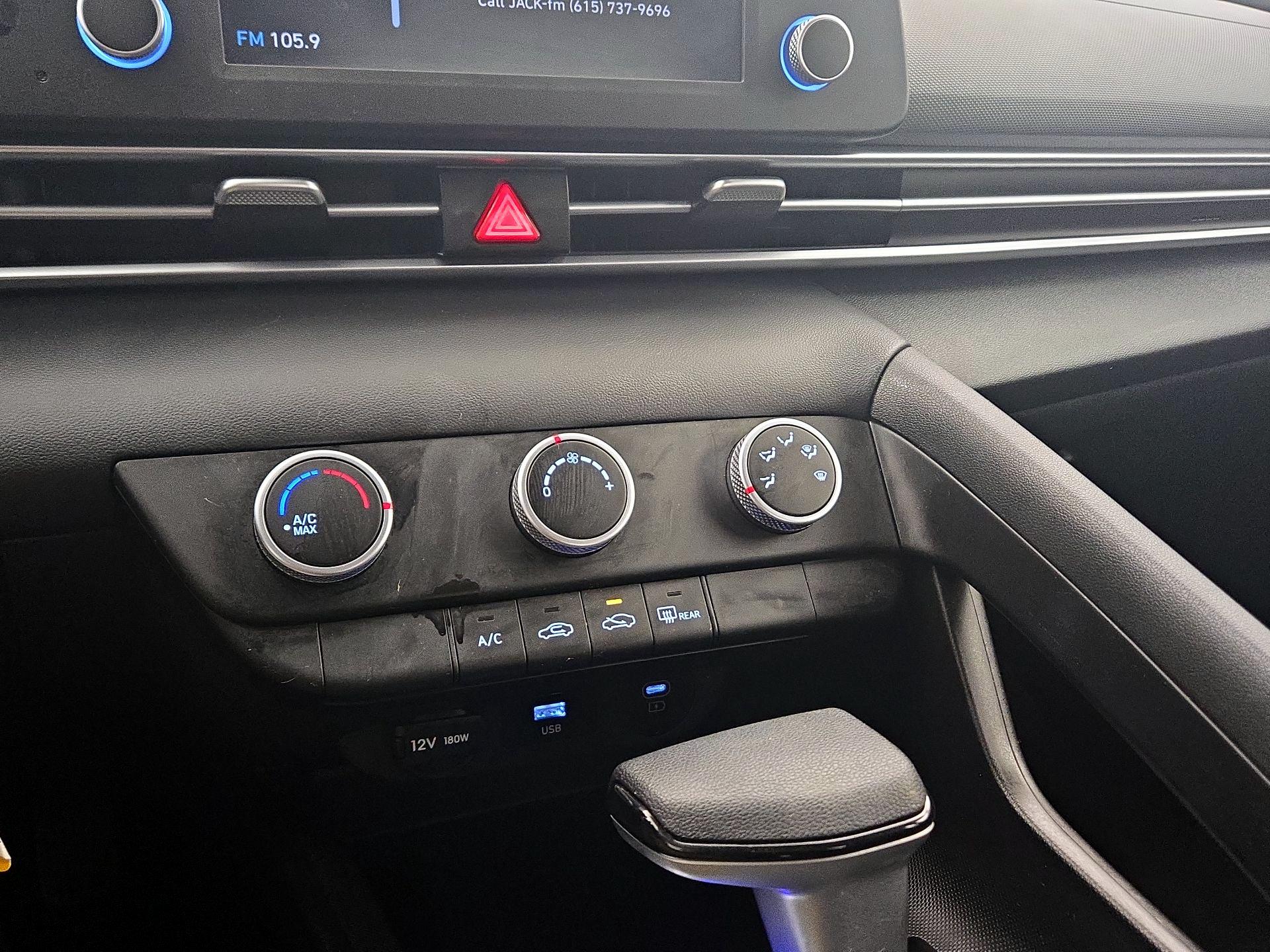 Thumbnail: 2024 Hyundai Elantra - 16