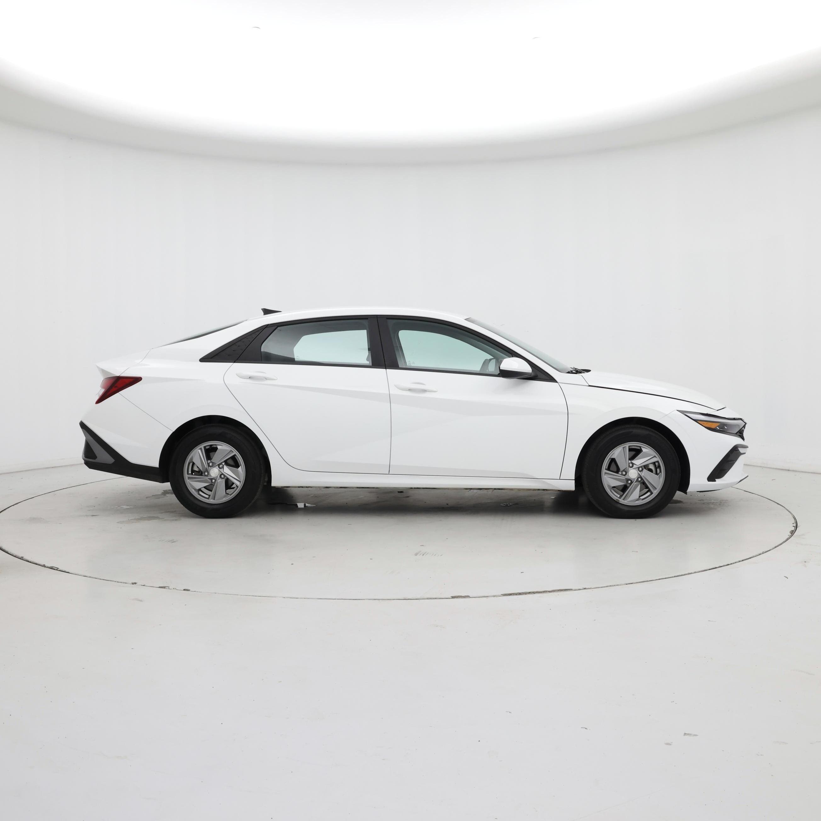 Thumbnail: 2024 Hyundai Elantra - 7