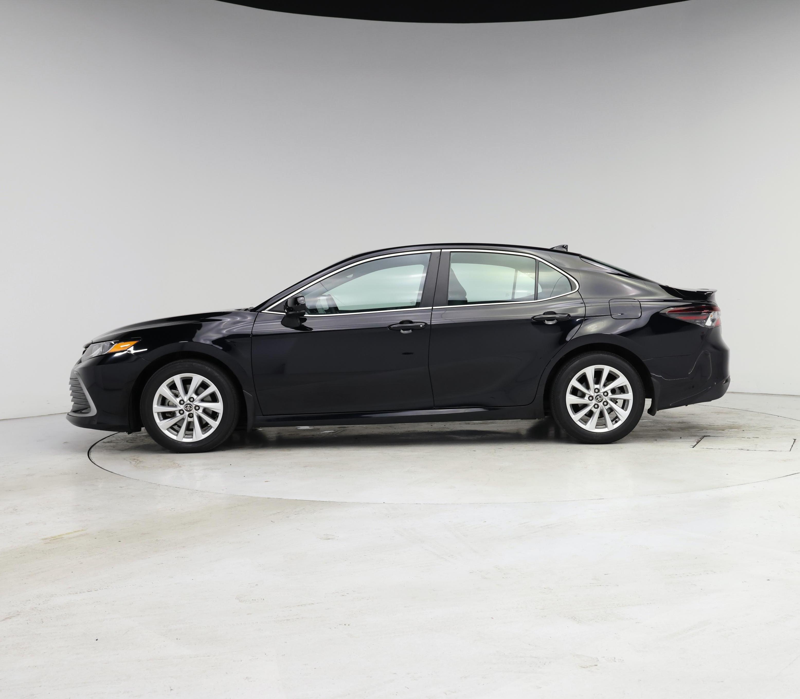 Thumbnail: 2023 Toyota Camry - 3