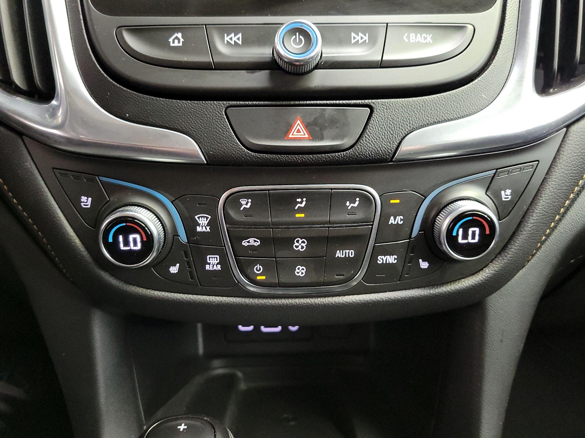 Thumbnail: 2021 Chevrolet Equinox - 17