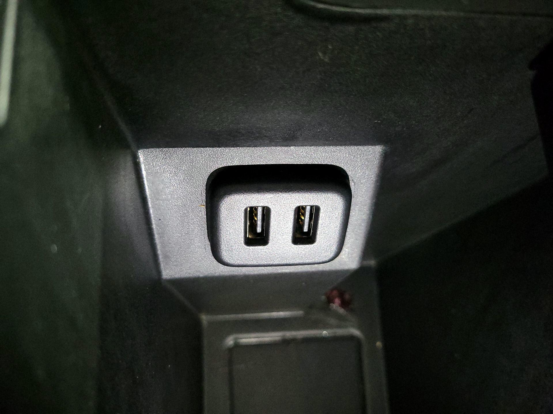 Thumbnail: 2021 Chevrolet Equinox - 19