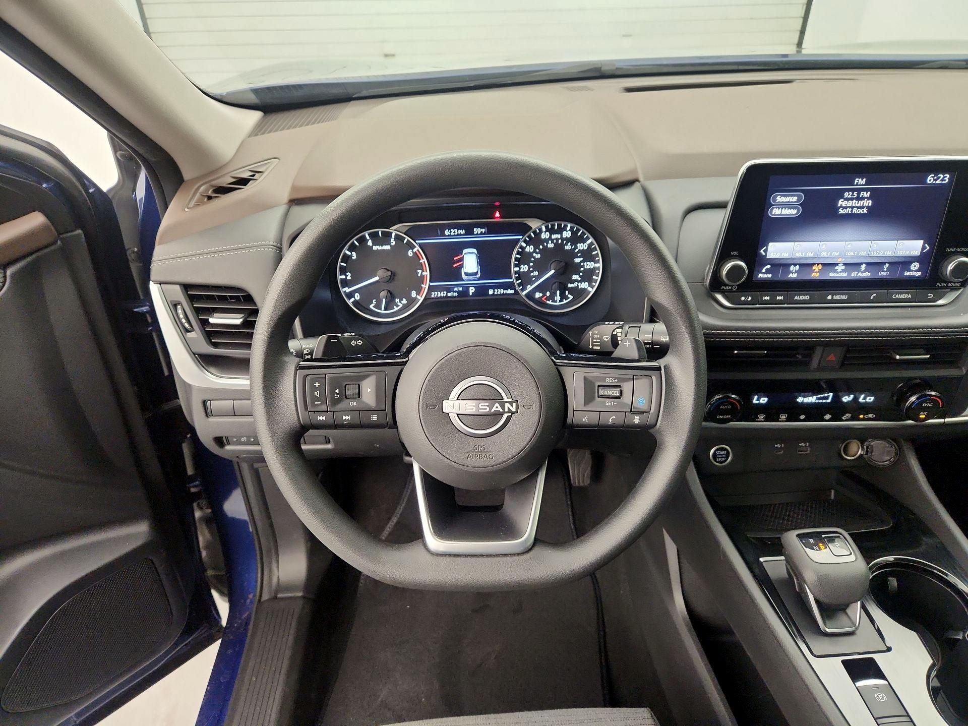 Thumbnail: 2023 Nissan Rogue - 10