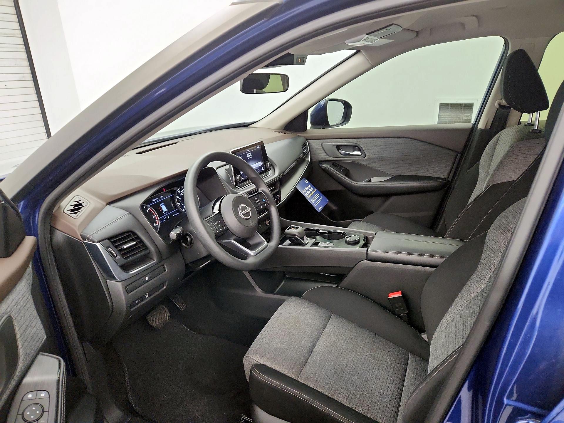 Thumbnail: 2023 Nissan Rogue - 11