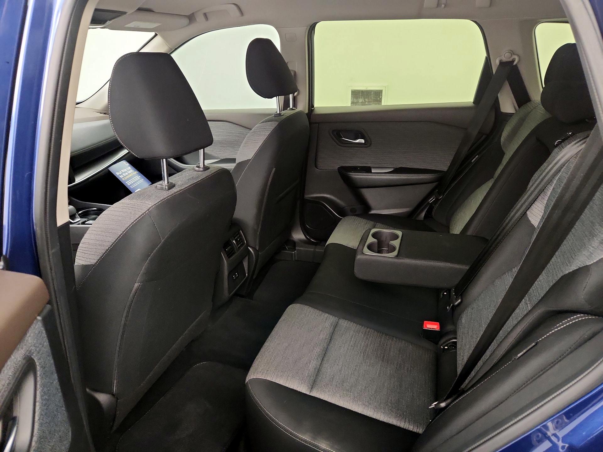 Thumbnail: 2023 Nissan Rogue - 19