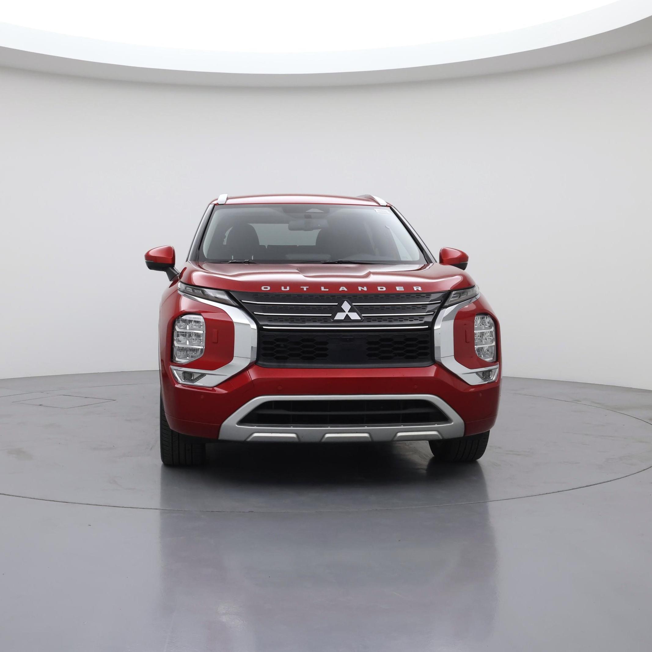Thumbnail: 2023 Mitsubishi Outlander - 5