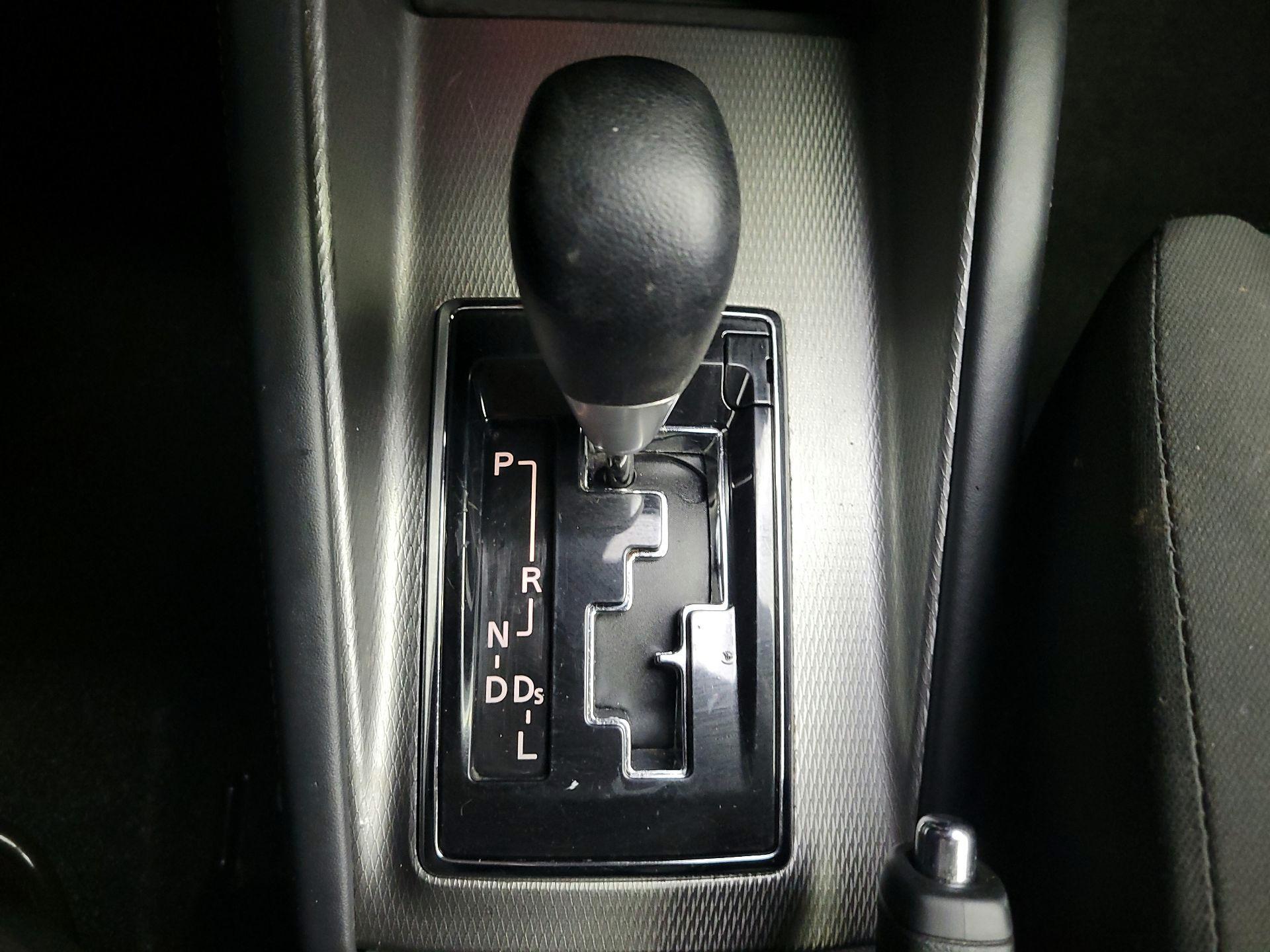 Thumbnail: 2023 Mitsubishi Outlander Sport - 18