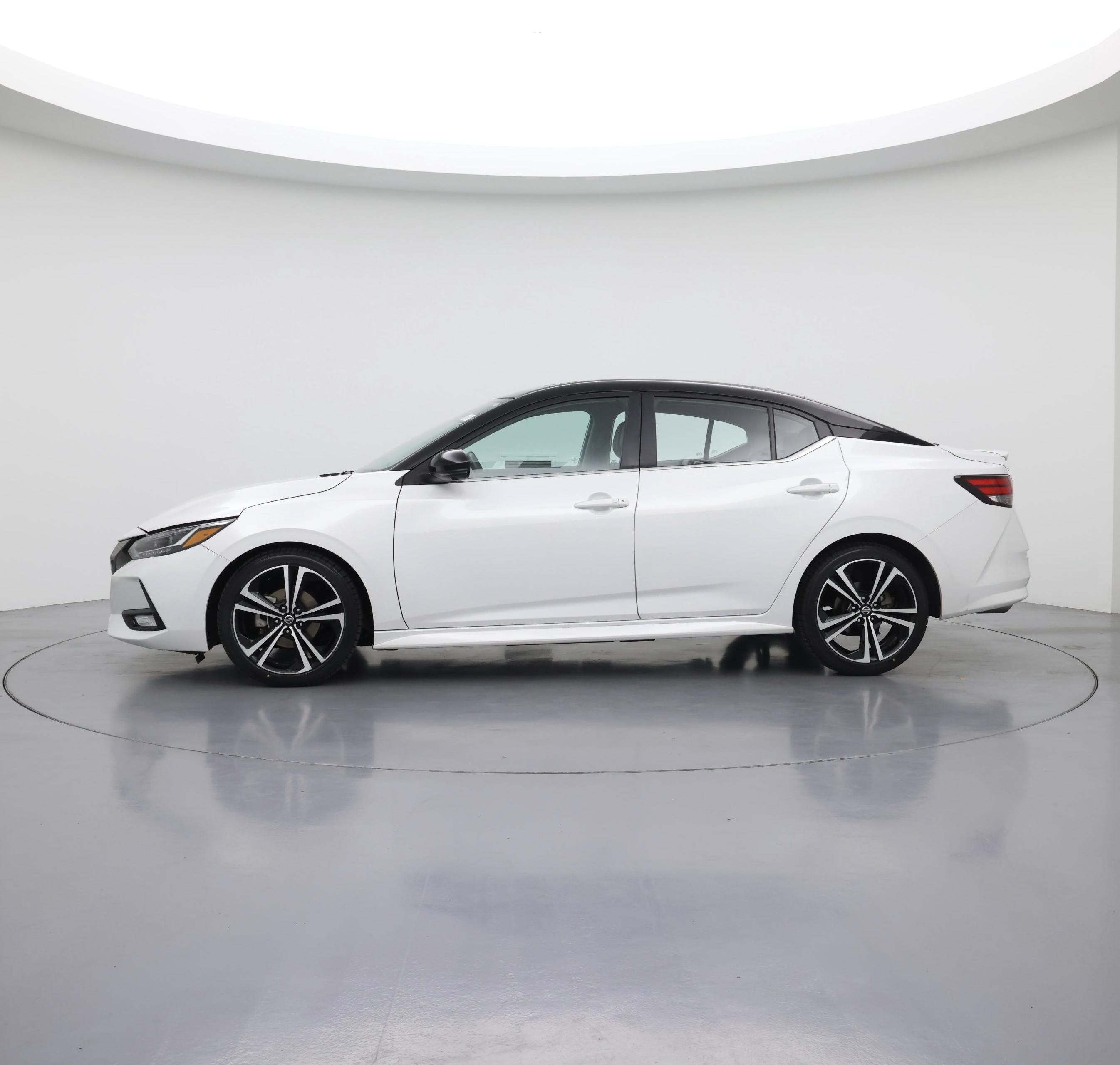 Thumbnail: 2023 Nissan Sentra - 3