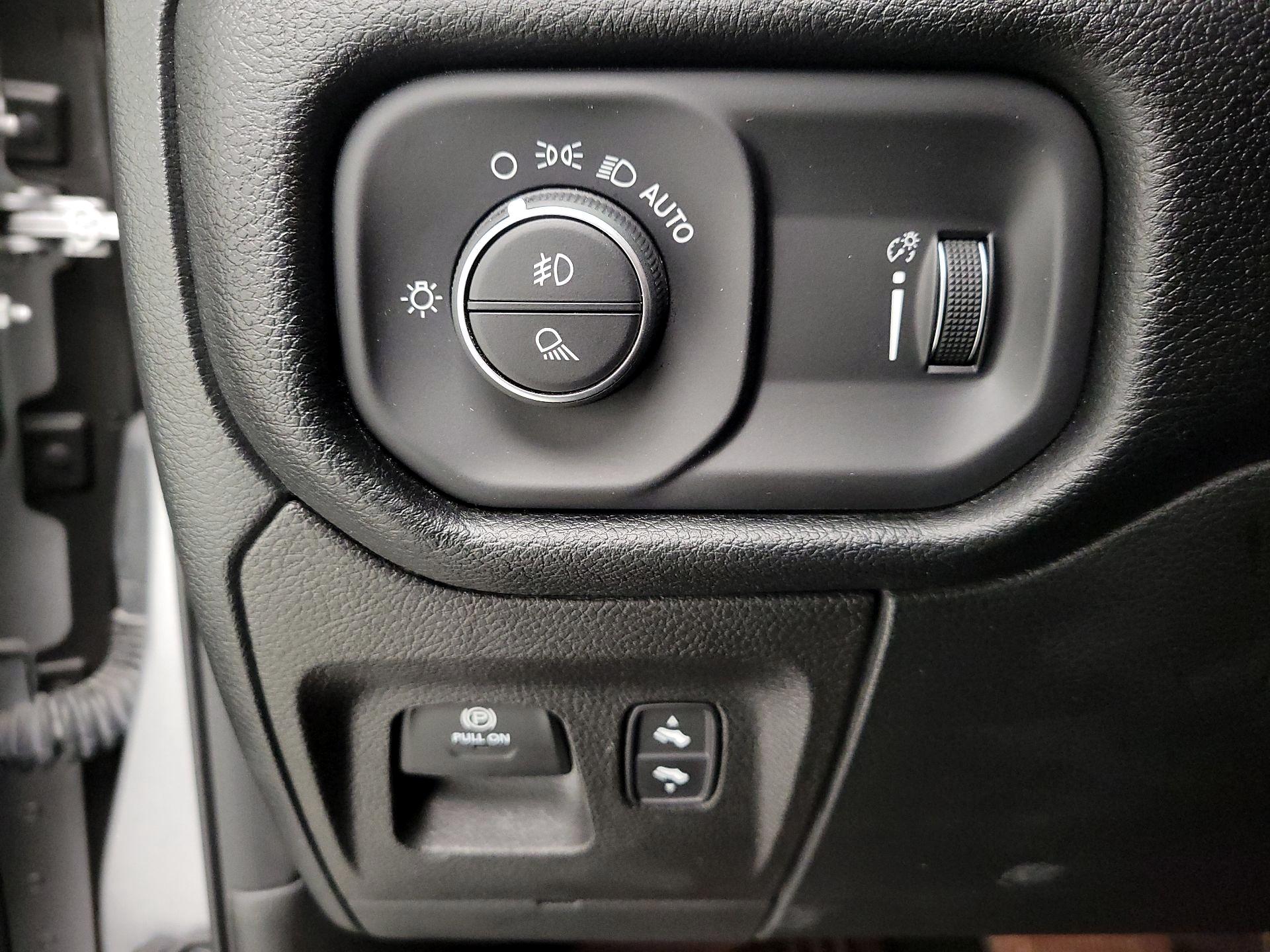 Thumbnail: 2022 RAM 1500 - 13
