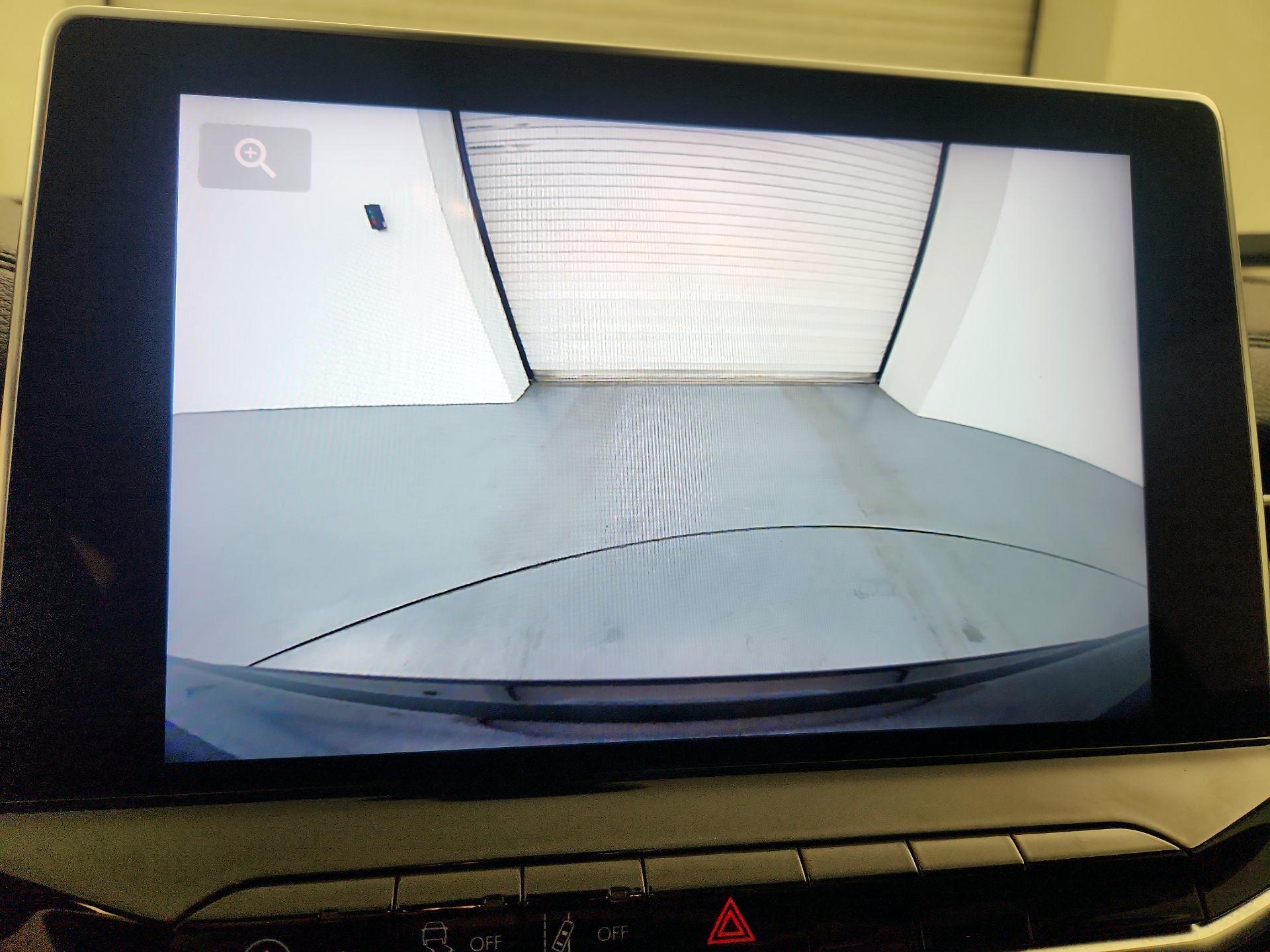 Thumbnail: 2022 Jeep Compass - 14