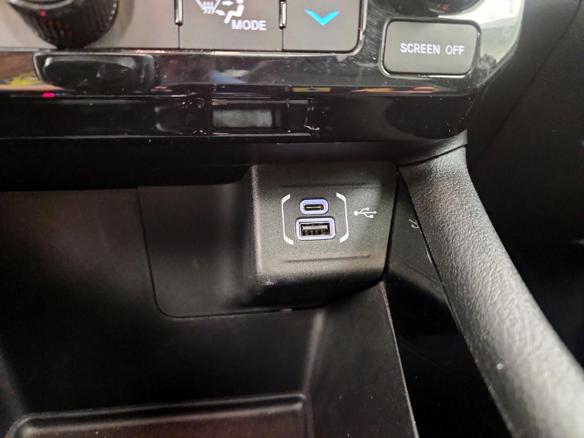 Thumbnail: 2022 Jeep Compass - 18