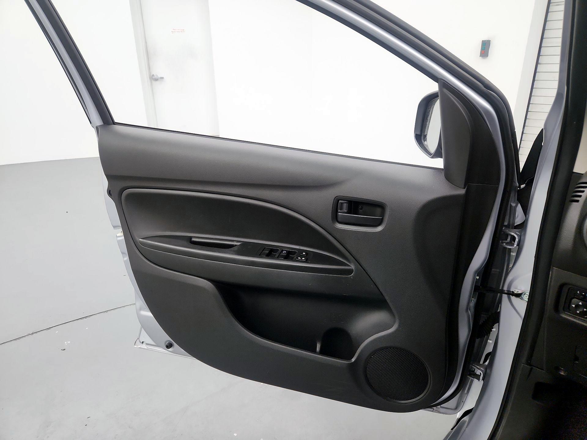 Thumbnail: 2023 Mitsubishi Mirage G4 - 12