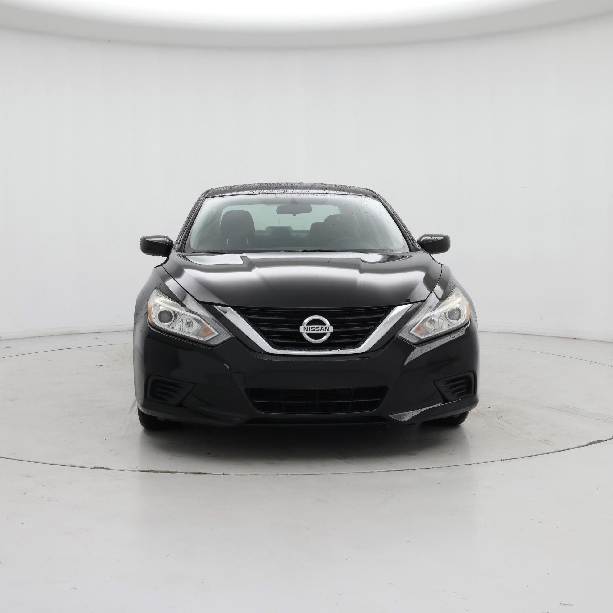 Thumbnail: 2018 Nissan Altima - 5