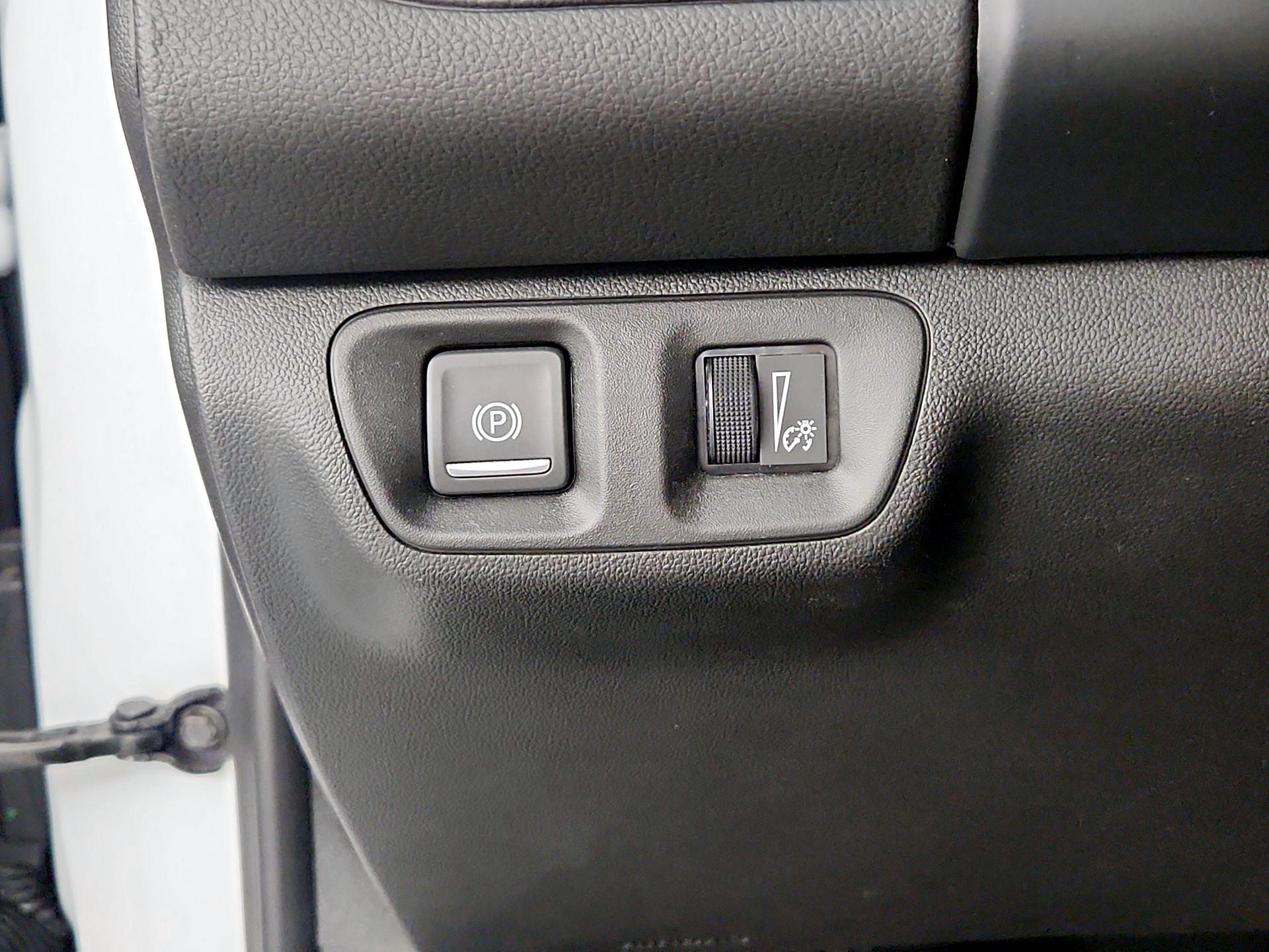 Thumbnail: 2023 GMC Acadia - 13