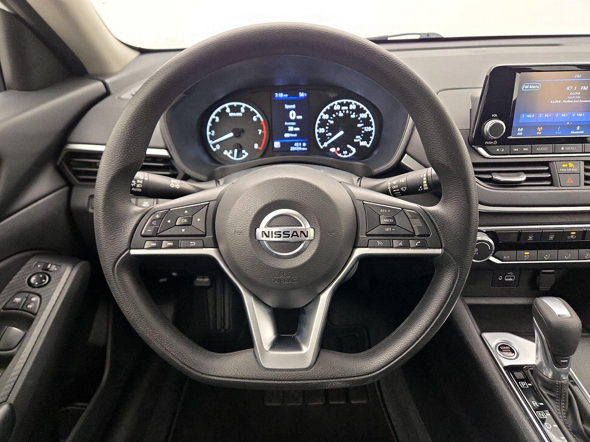 Thumbnail: 2022 Nissan Altima - 10