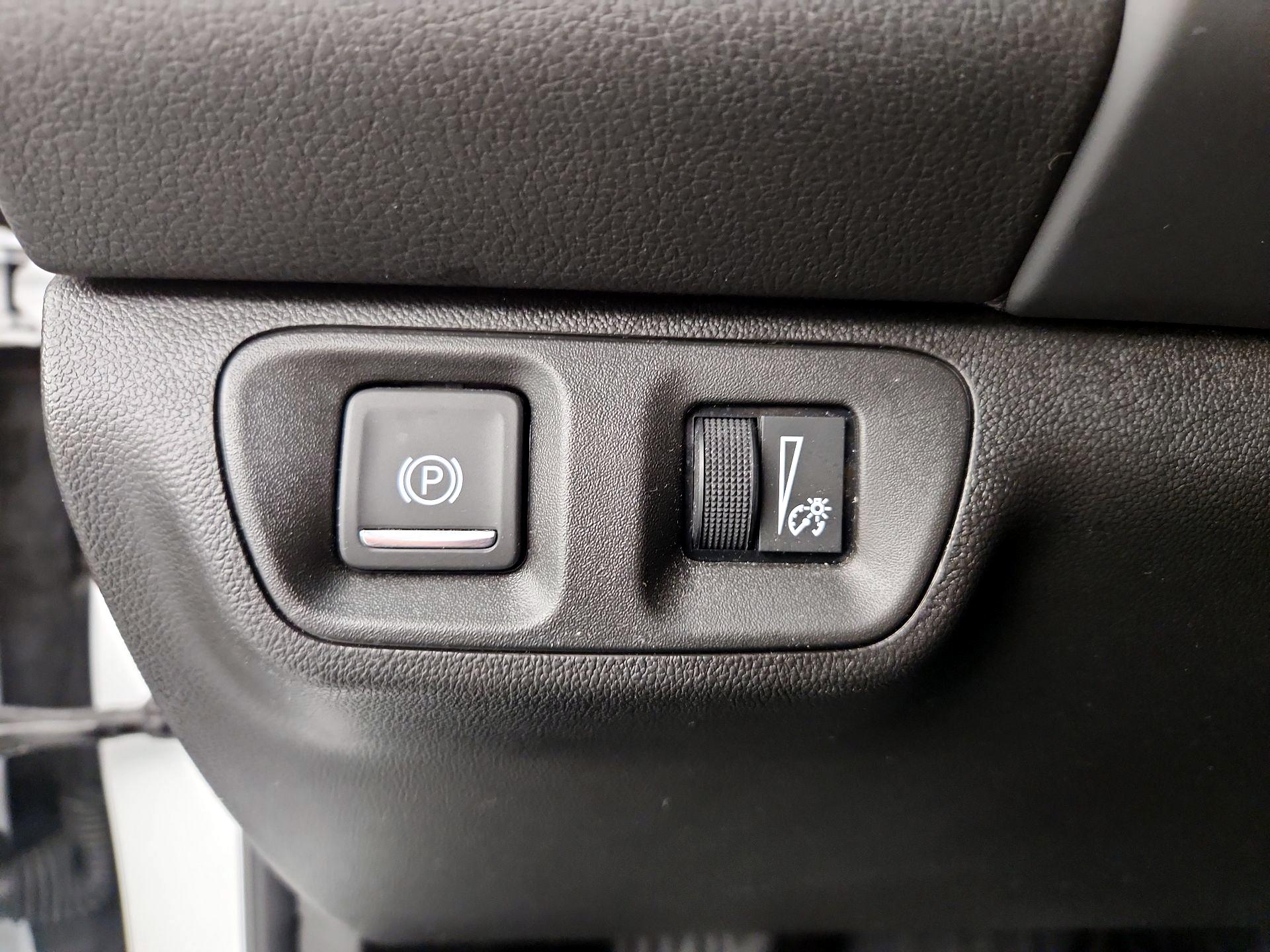 Thumbnail: 2023 GMC Acadia - 13