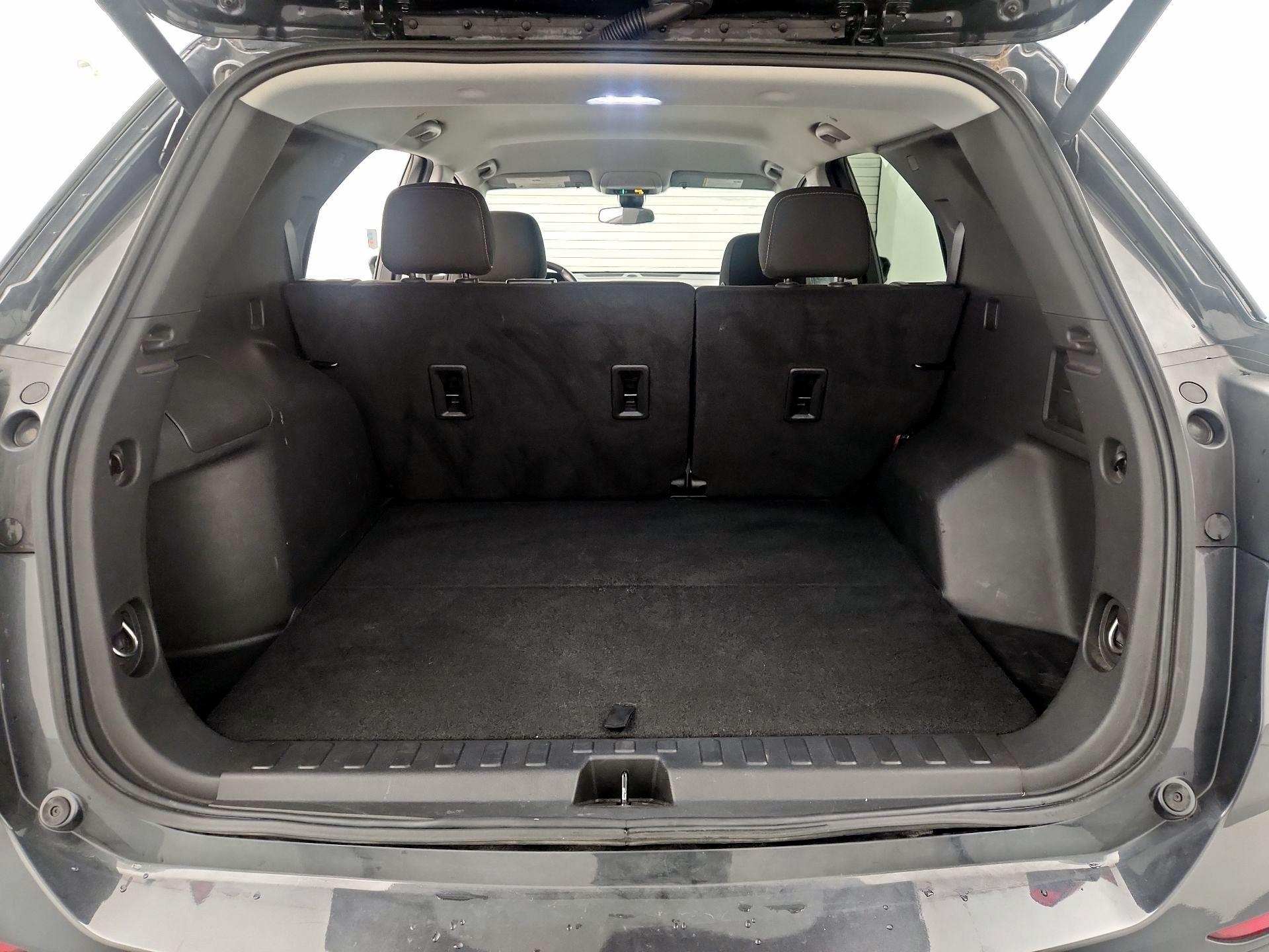 Thumbnail: 2022 Chevrolet Equinox - 20