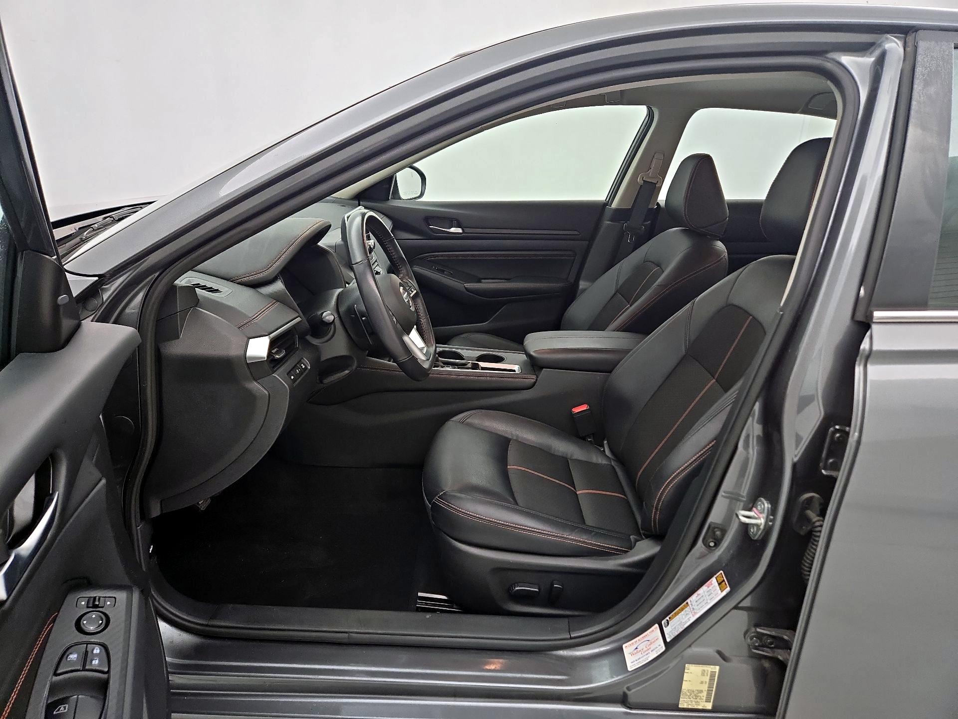 Thumbnail: 2022 Nissan Altima - 11