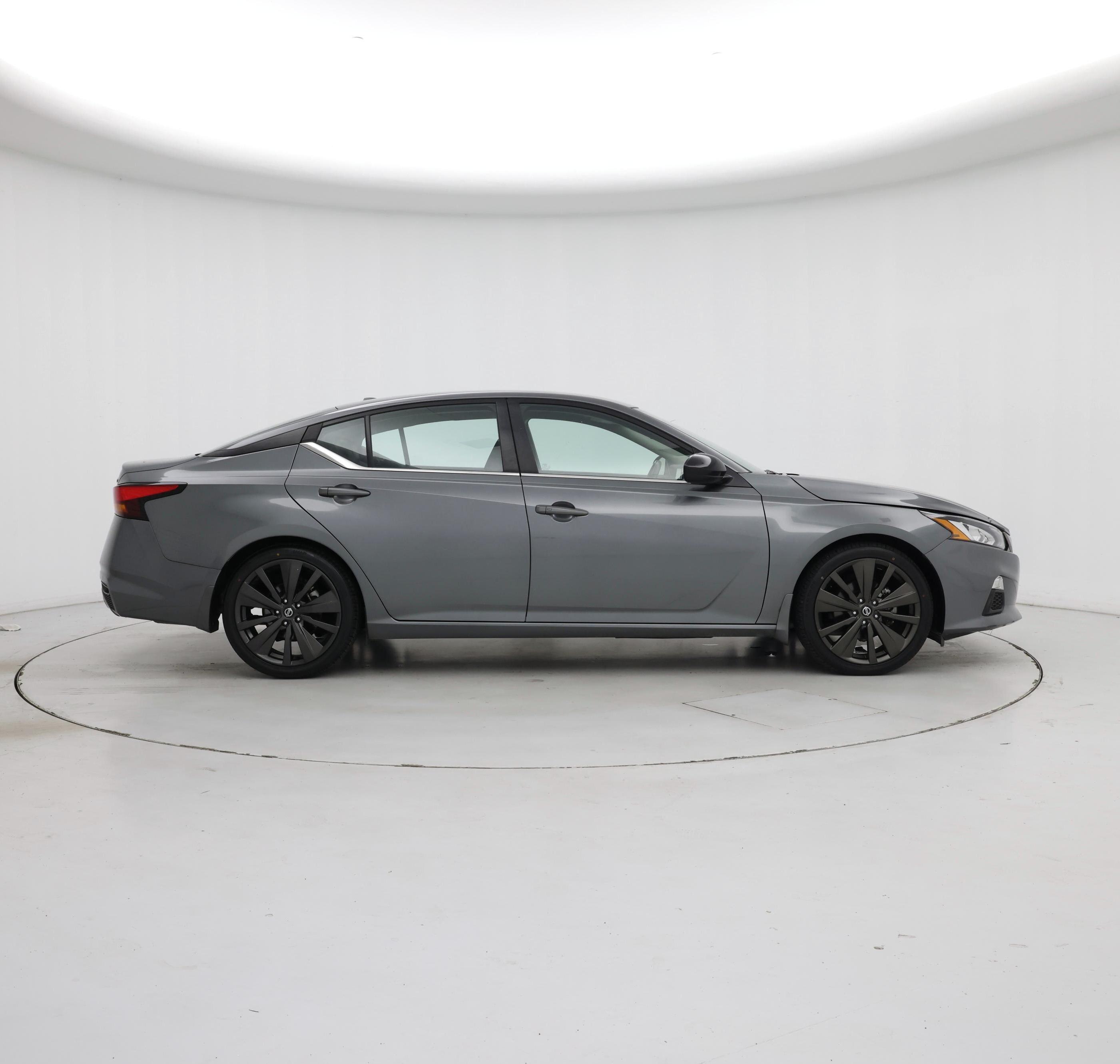 Thumbnail: 2022 Nissan Altima - 7