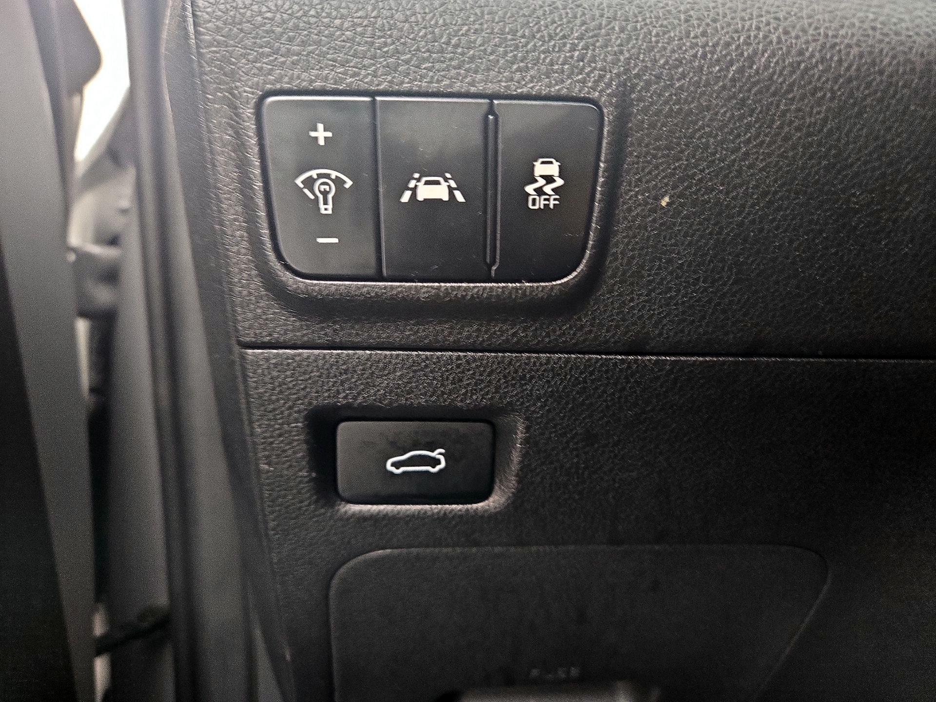 Thumbnail: 2023 Kia K5 - 13